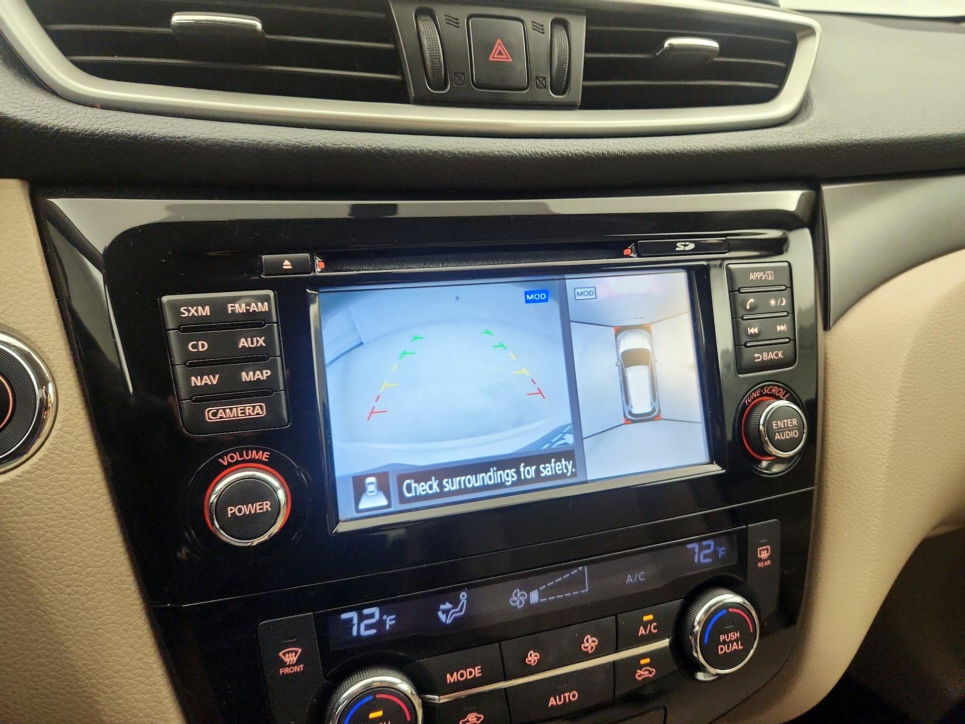 Thumbnail: 2016 Nissan Rogue - 15