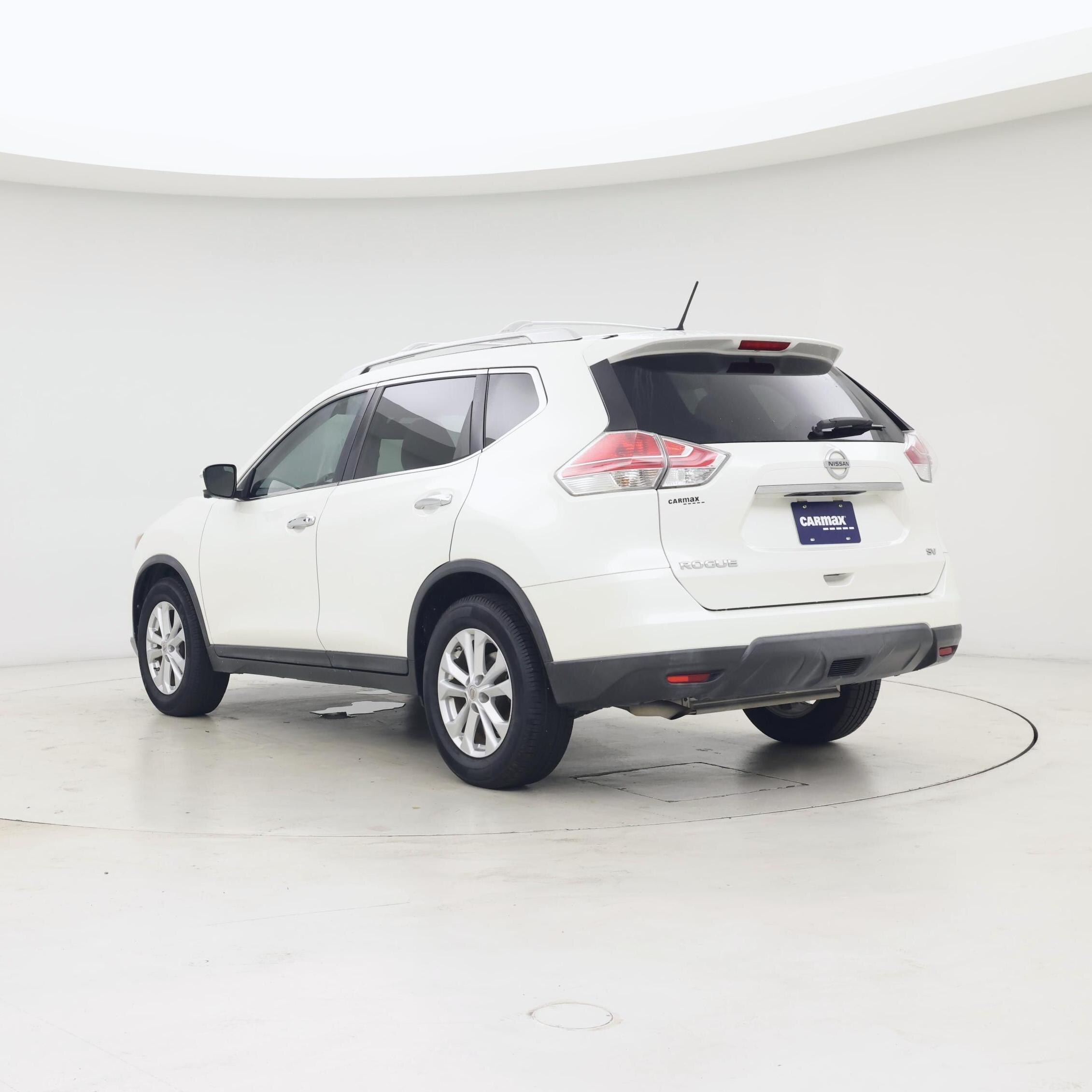 Thumbnail: 2016 Nissan Rogue - 2