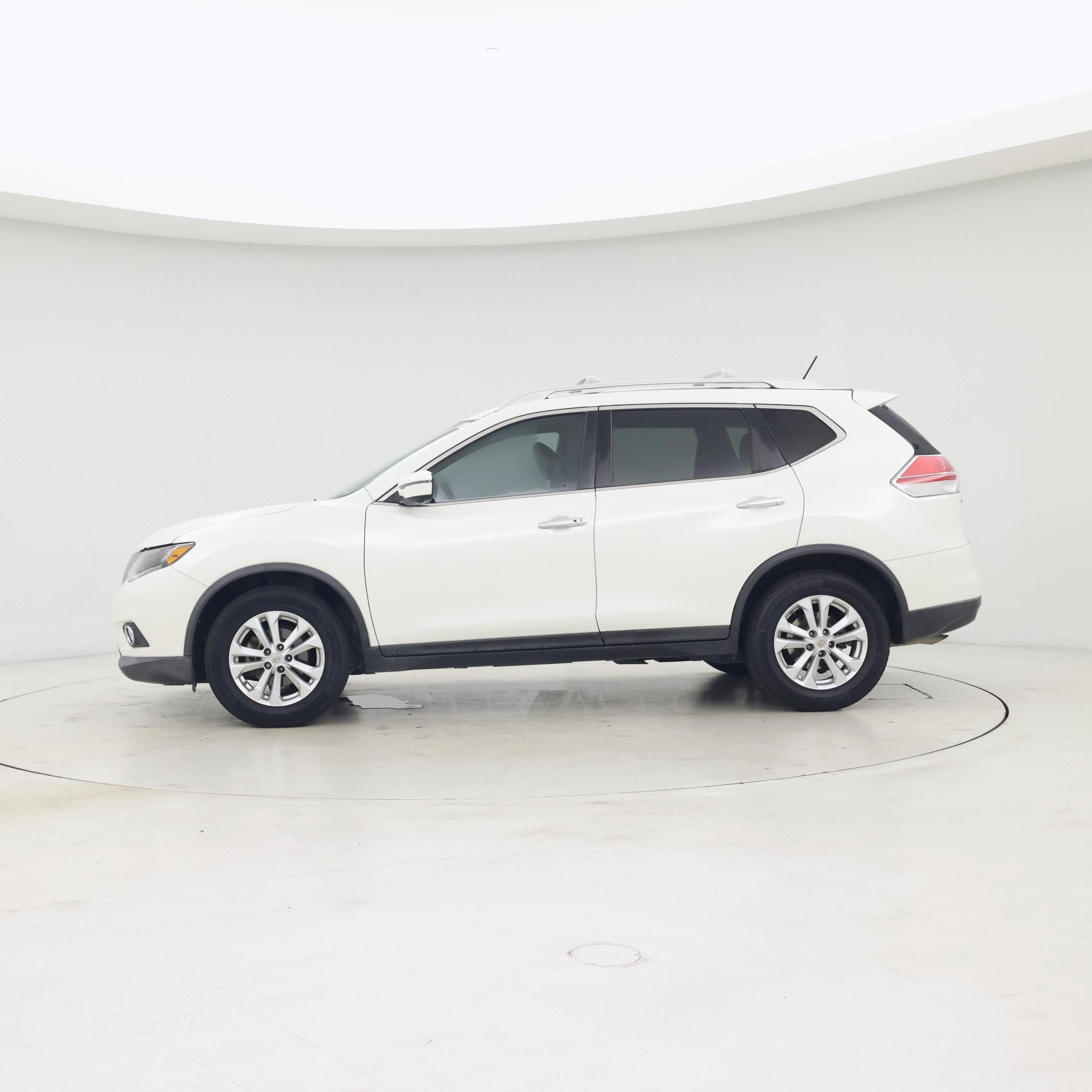 Thumbnail: 2016 Nissan Rogue - 3