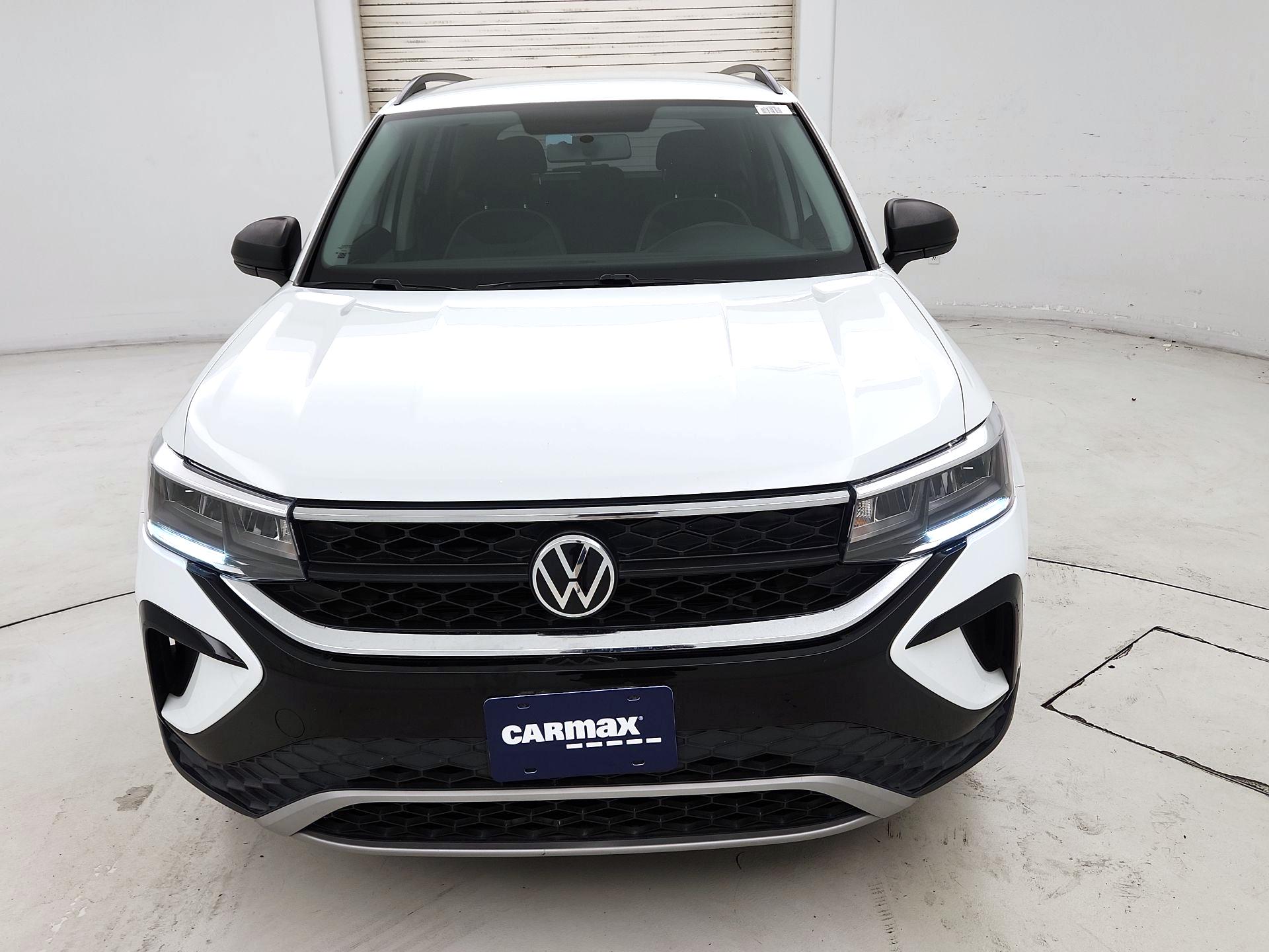 Thumbnail: 2022 Volkswagen Taos - 2