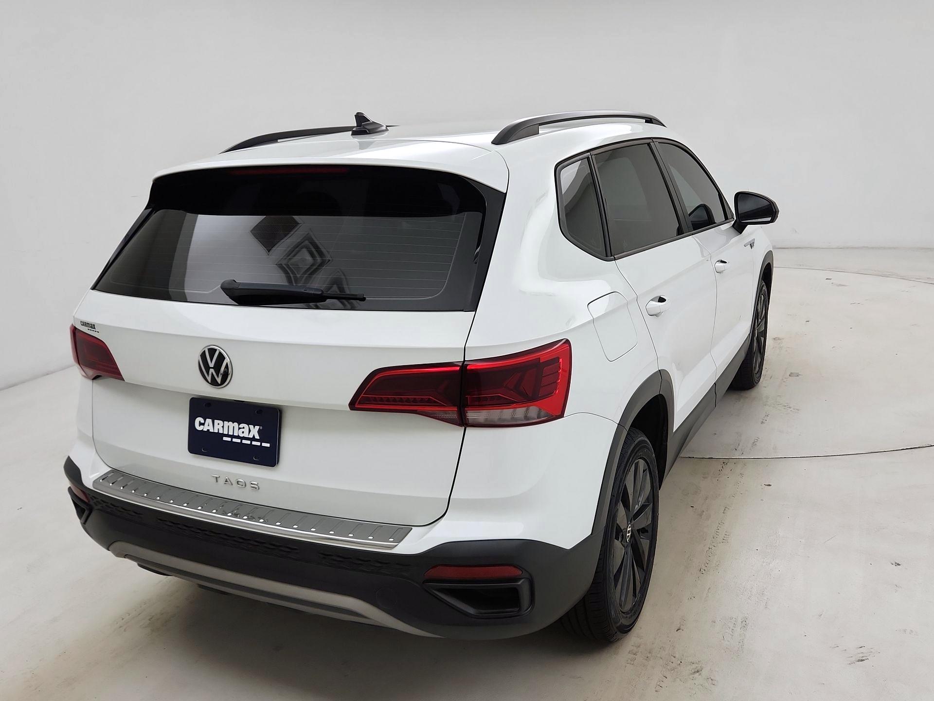 Thumbnail: 2022 Volkswagen Taos - 5