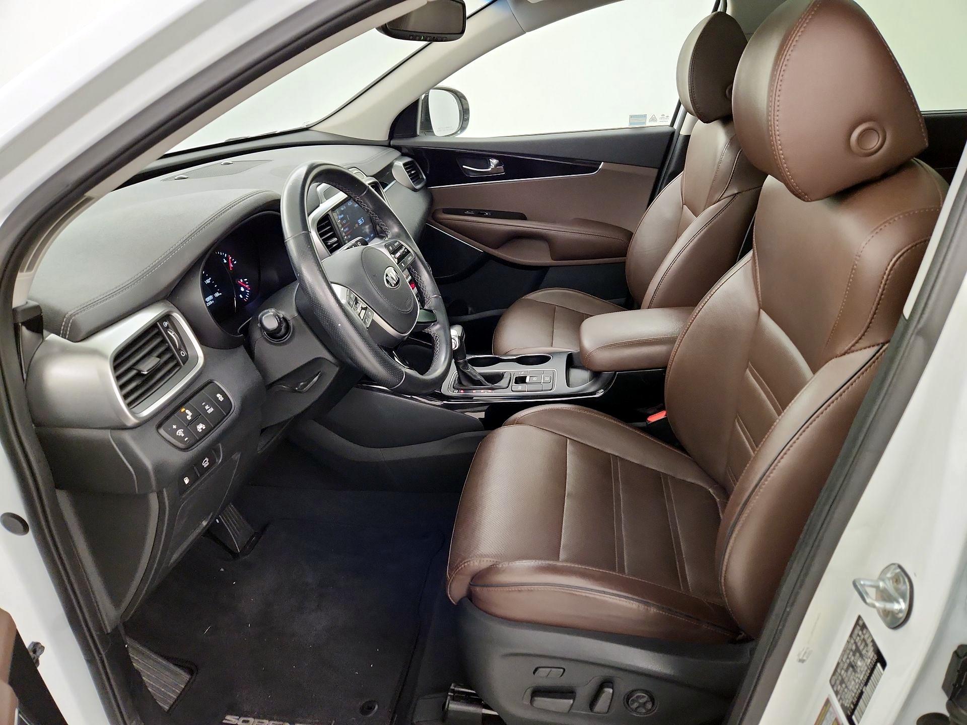 Thumbnail: 2019 Kia Sorento - 11