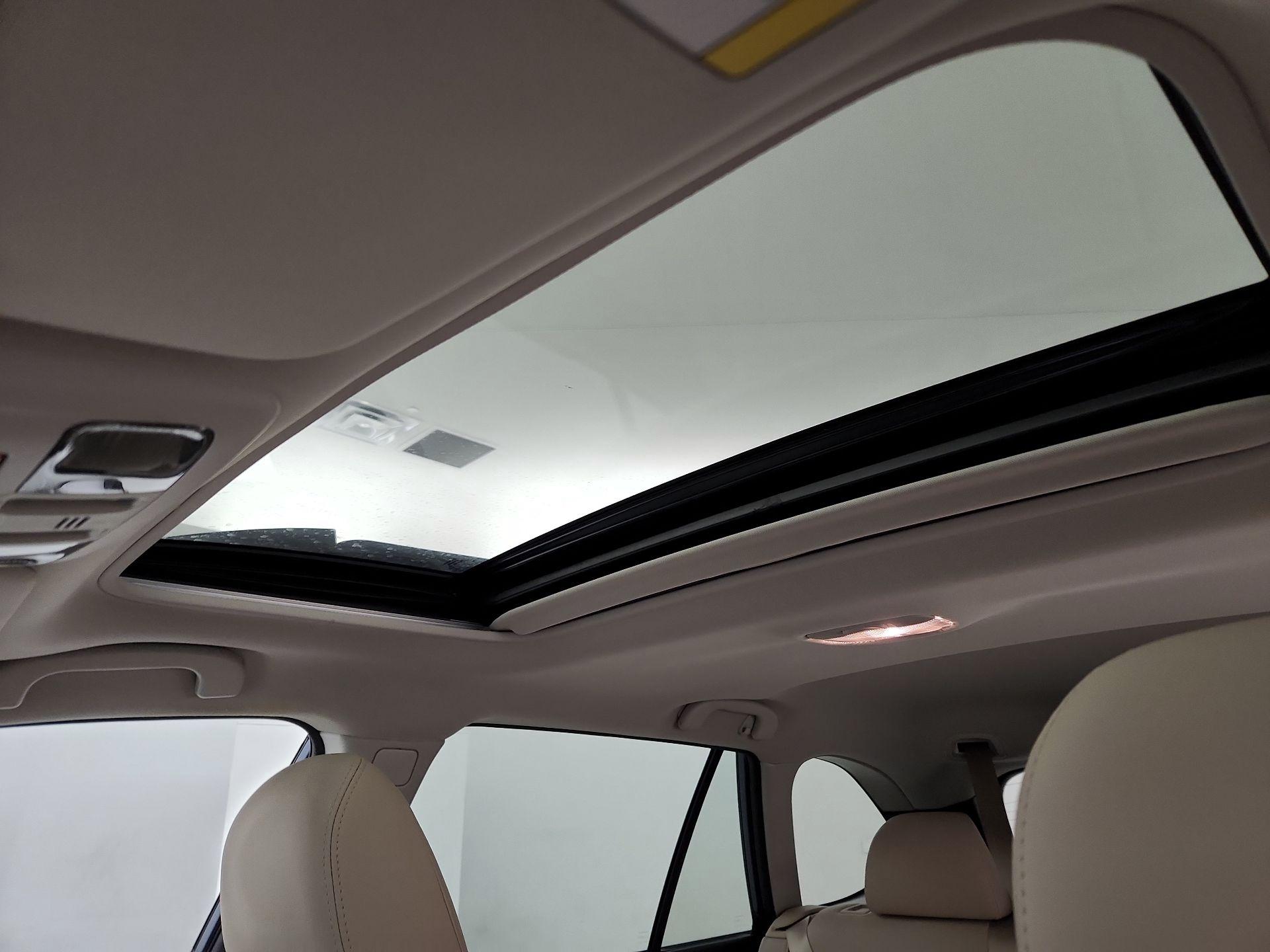 Thumbnail: 2017 Subaru Outback - 20