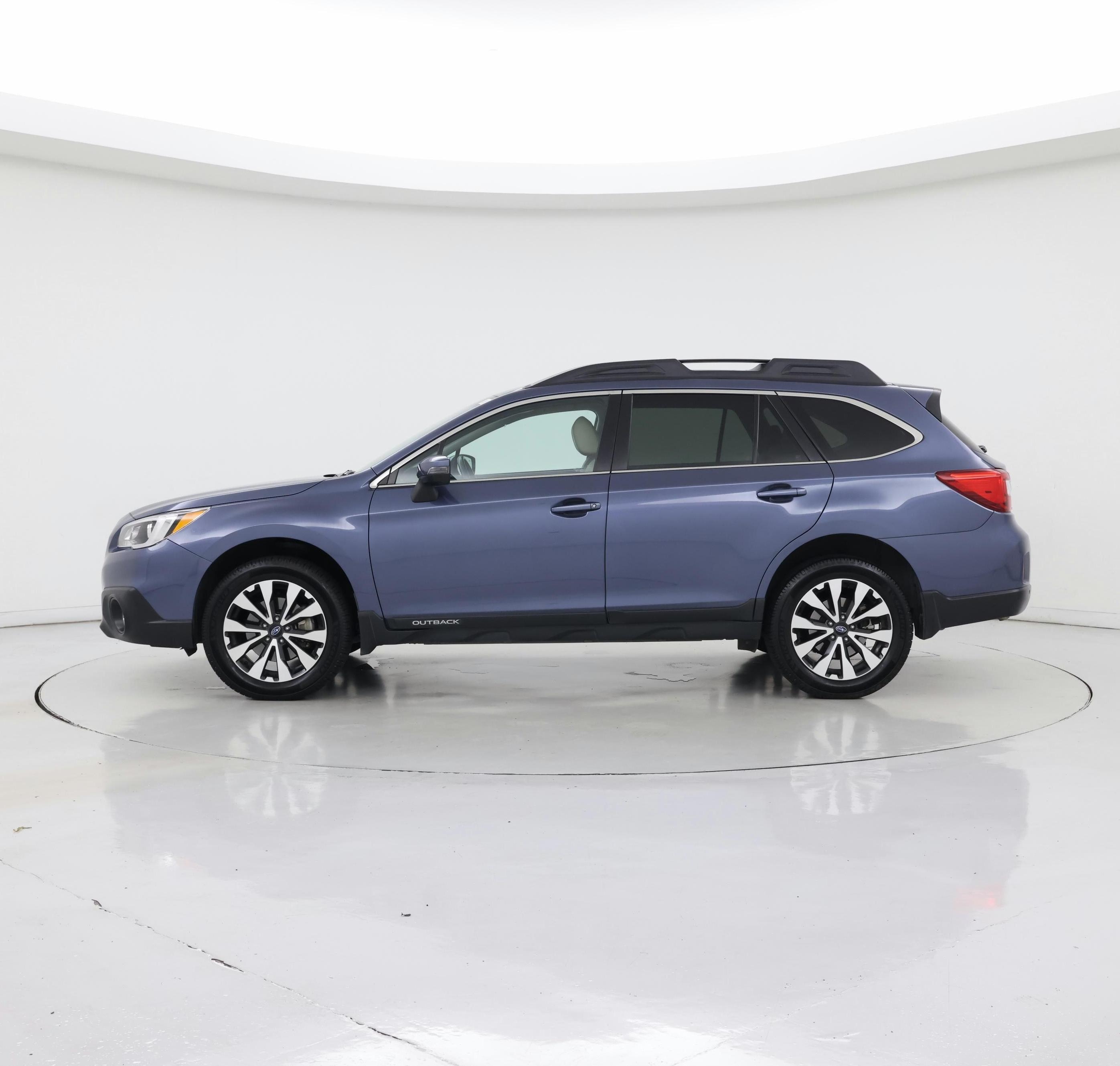 Thumbnail: 2017 Subaru Outback - 3