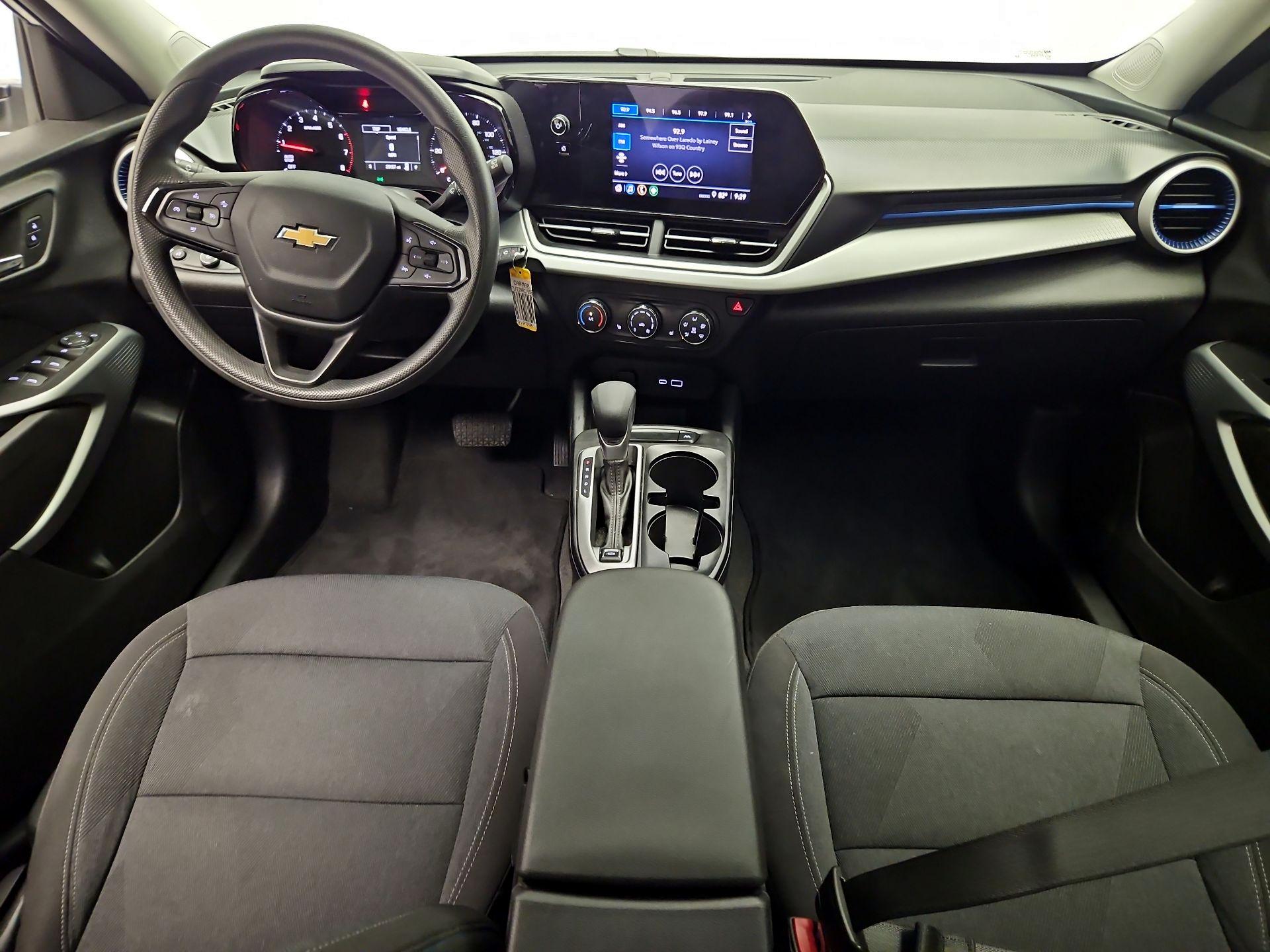 Thumbnail: 2024 Chevrolet Trax - 9