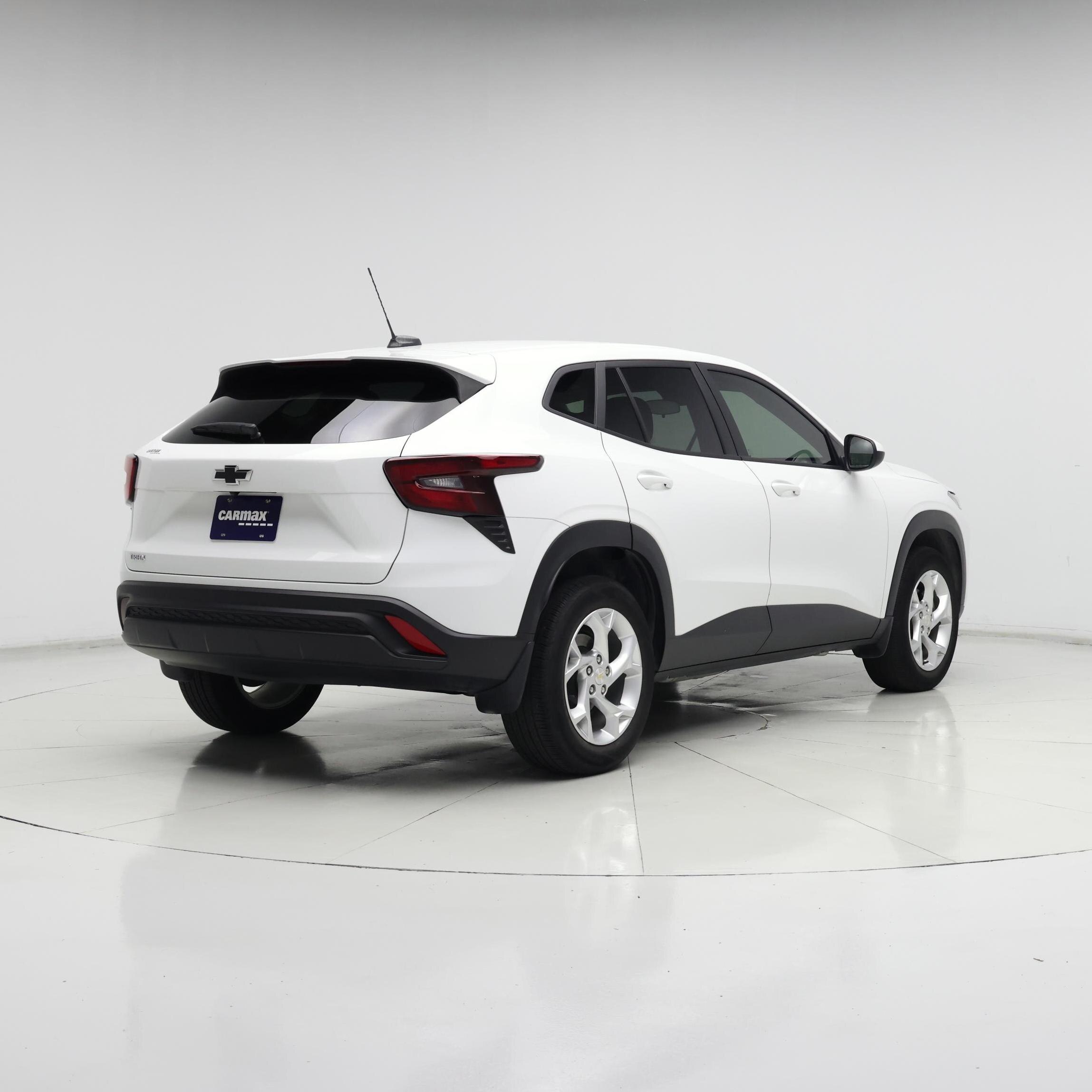 Thumbnail: 2024 Chevrolet Trax - 8