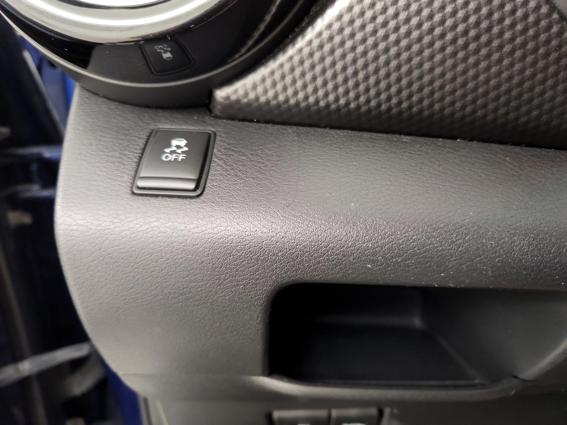 Thumbnail: 2019 Nissan Kicks - 13