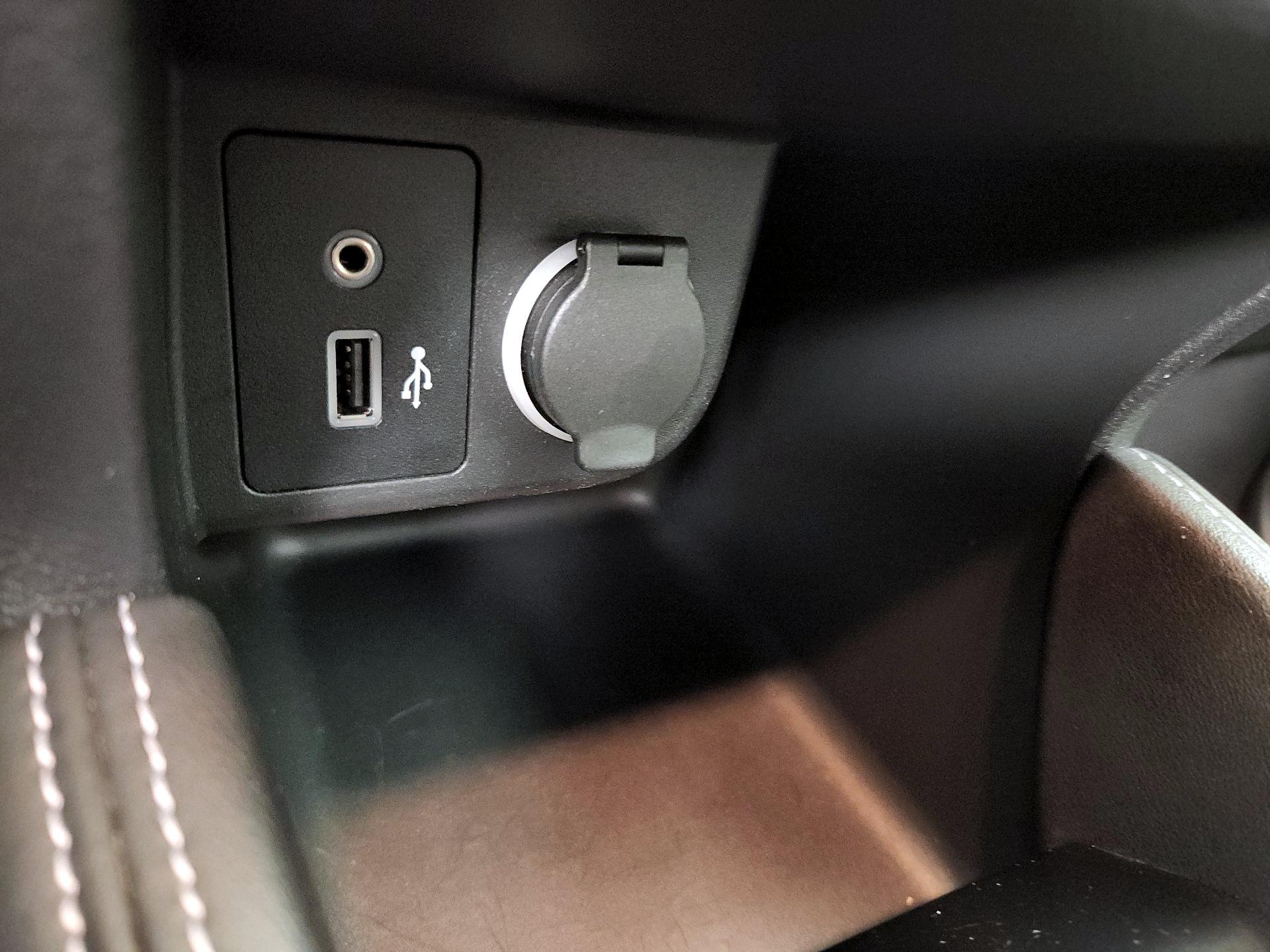 Thumbnail: 2019 Nissan Kicks - 18