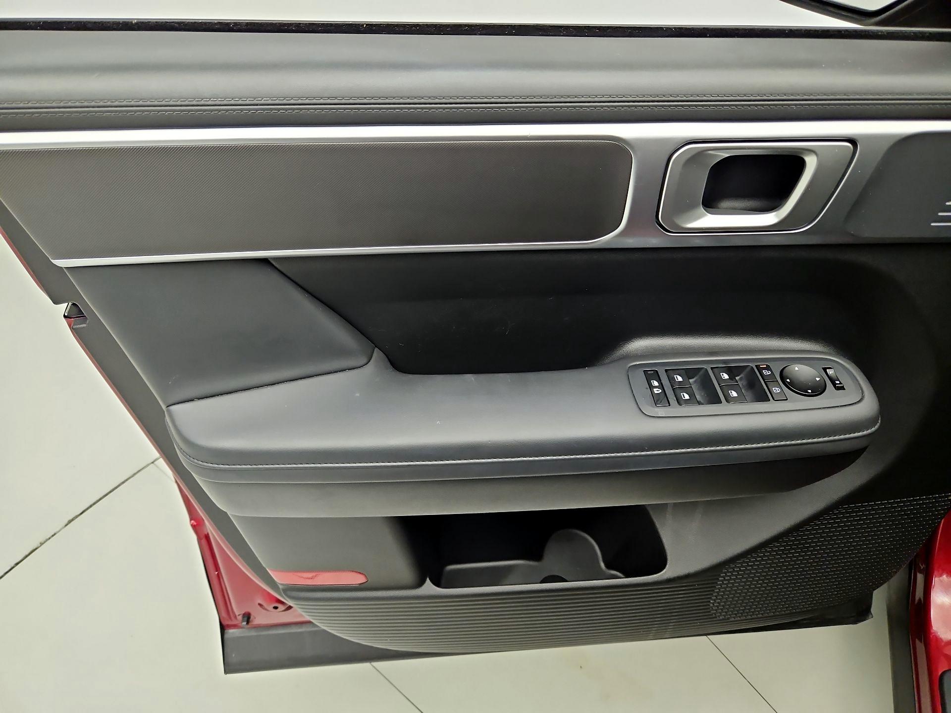 Thumbnail: 2024 Hyundai Santa Fe - 12