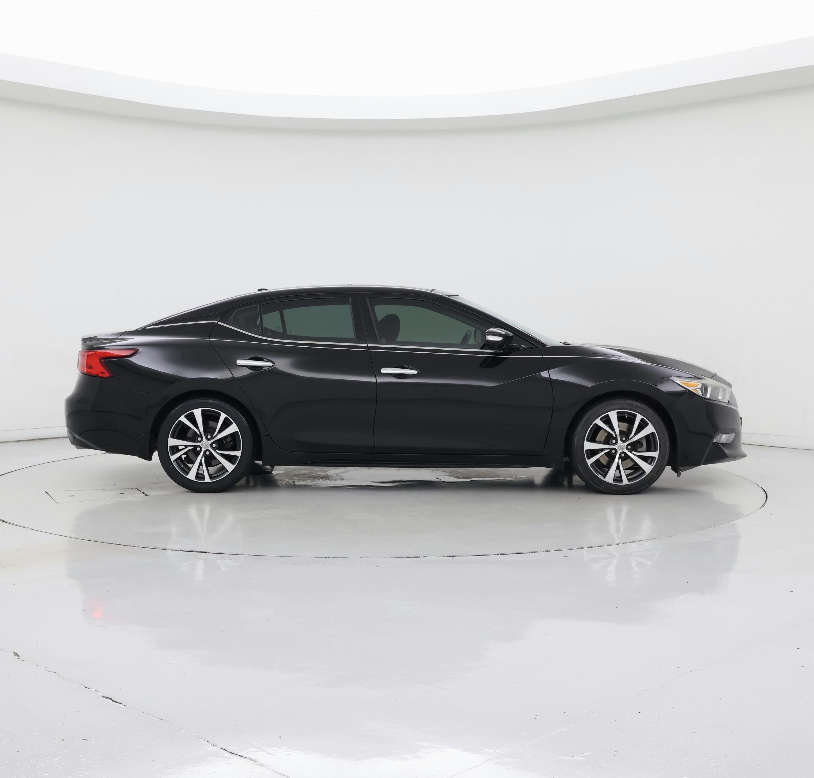 Thumbnail: 2017 Nissan Maxima - 7