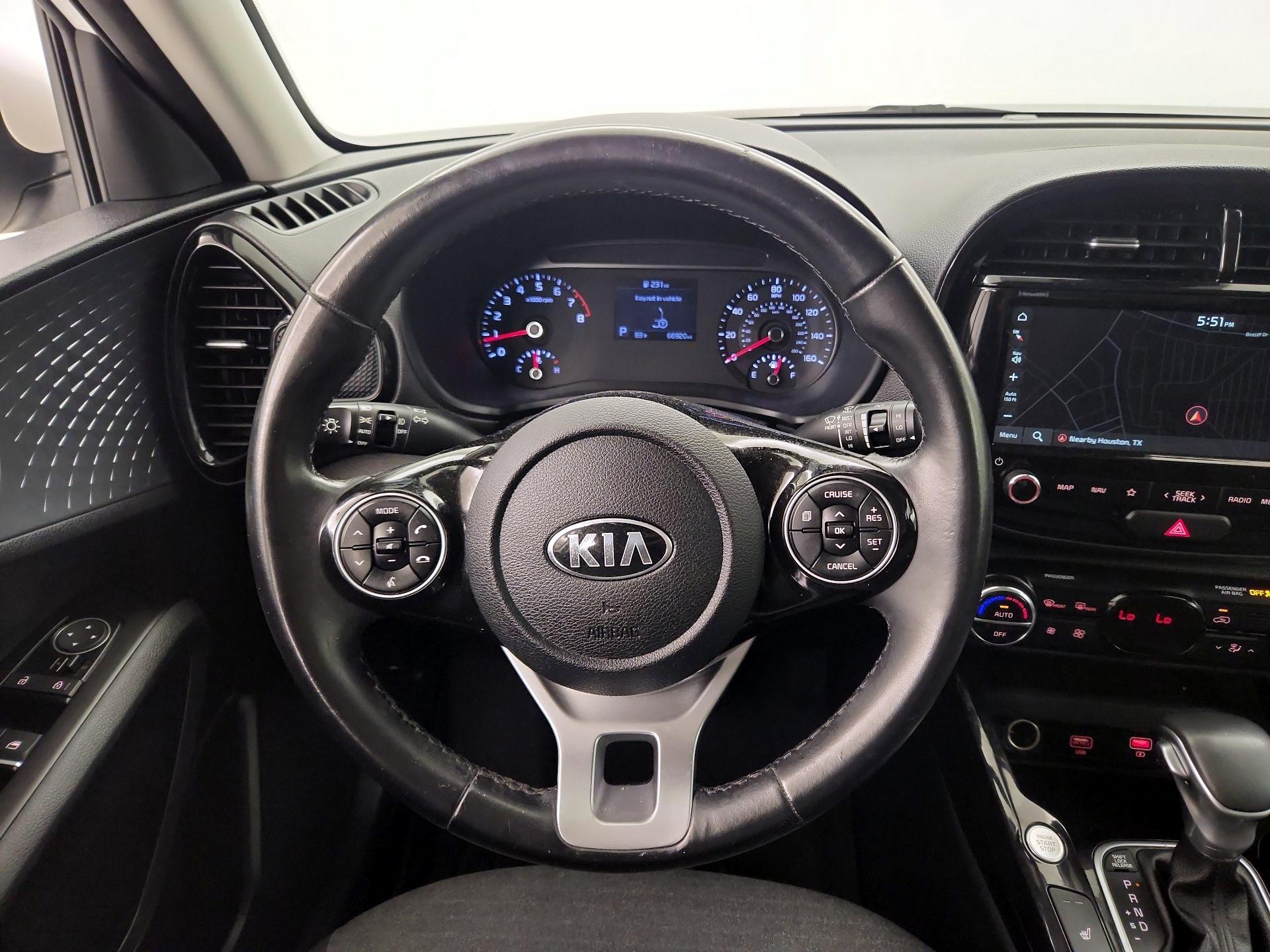 Thumbnail: 2020 Kia Soul - 10