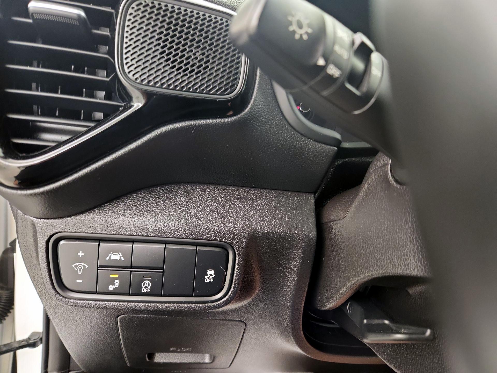 Thumbnail: 2020 Kia Soul - 13