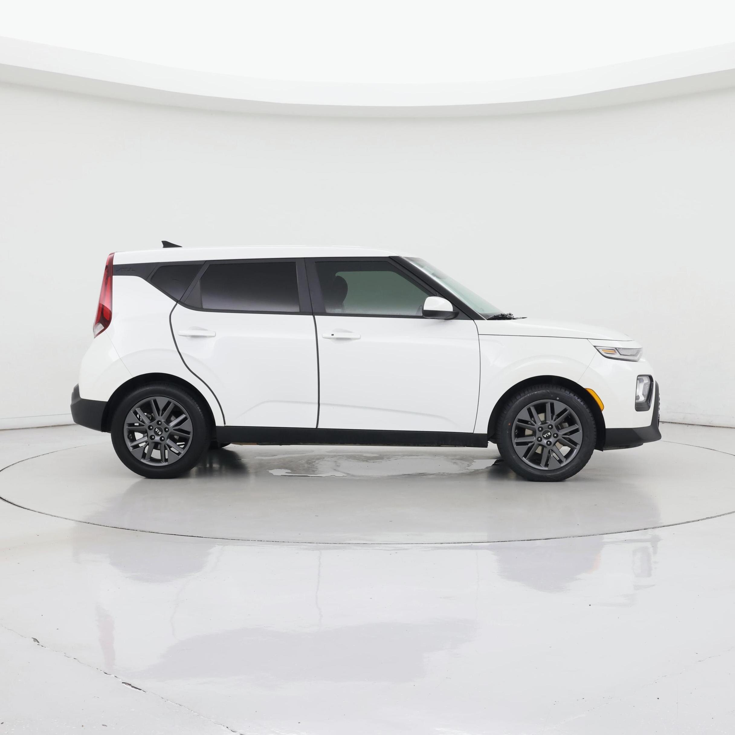 Thumbnail: 2020 Kia Soul - 7