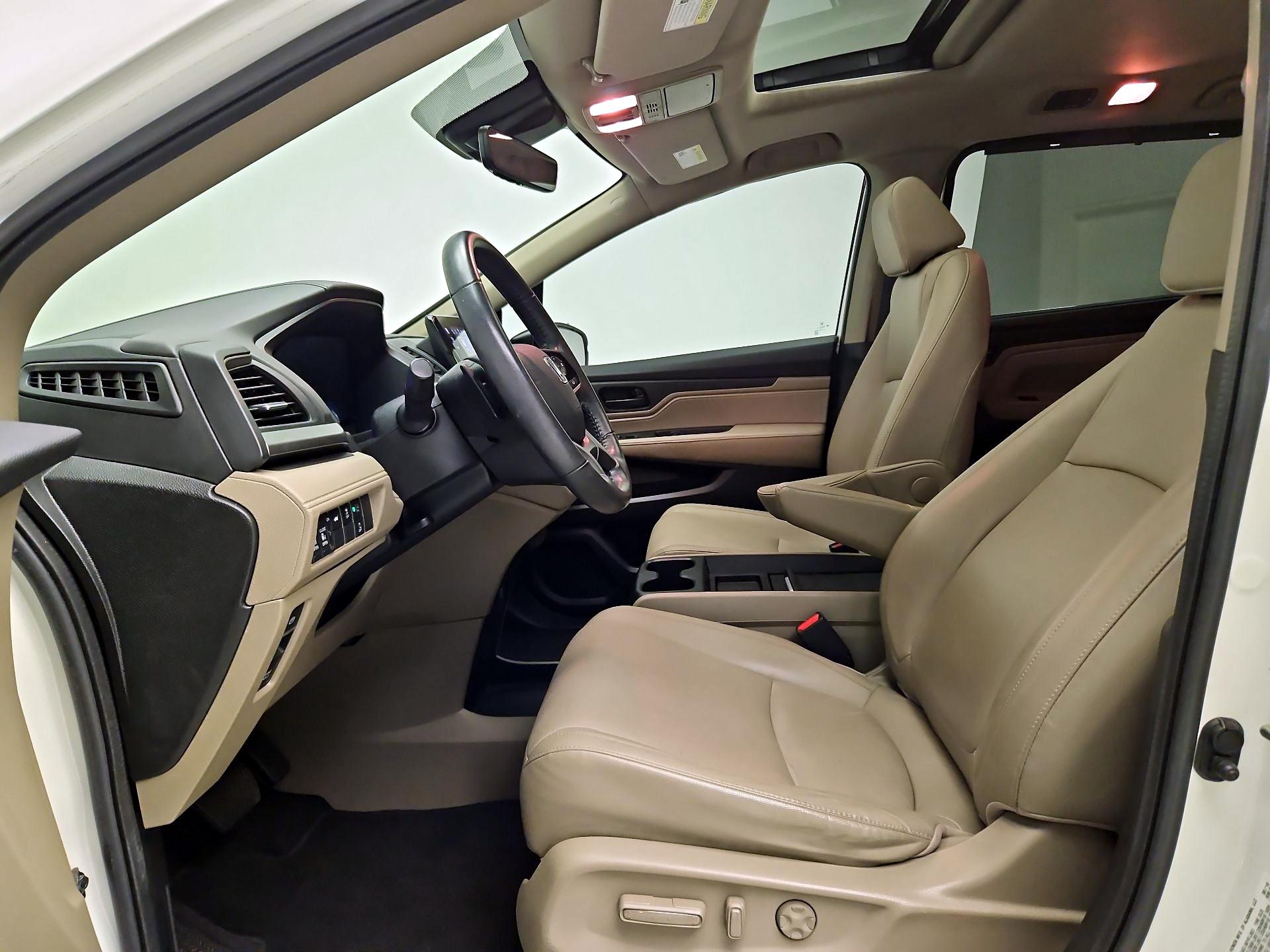 Thumbnail: 2020 Honda Odyssey - 11