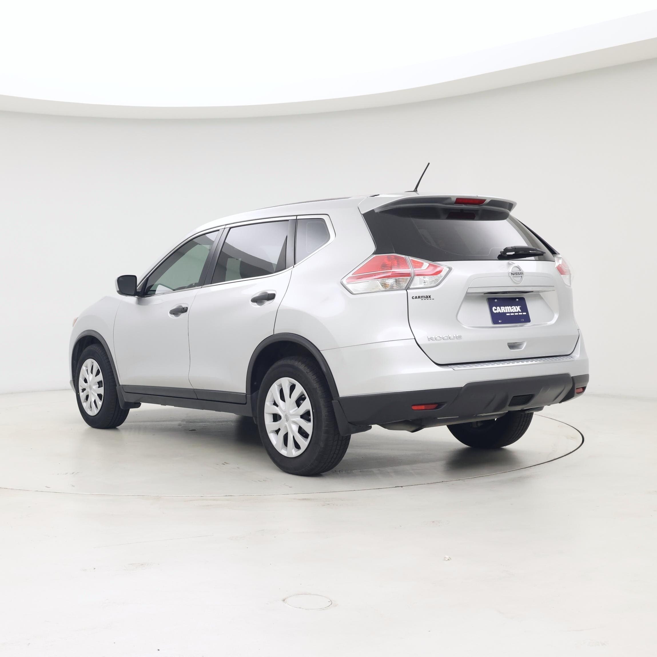 Thumbnail: 2016 Nissan Rogue - 2