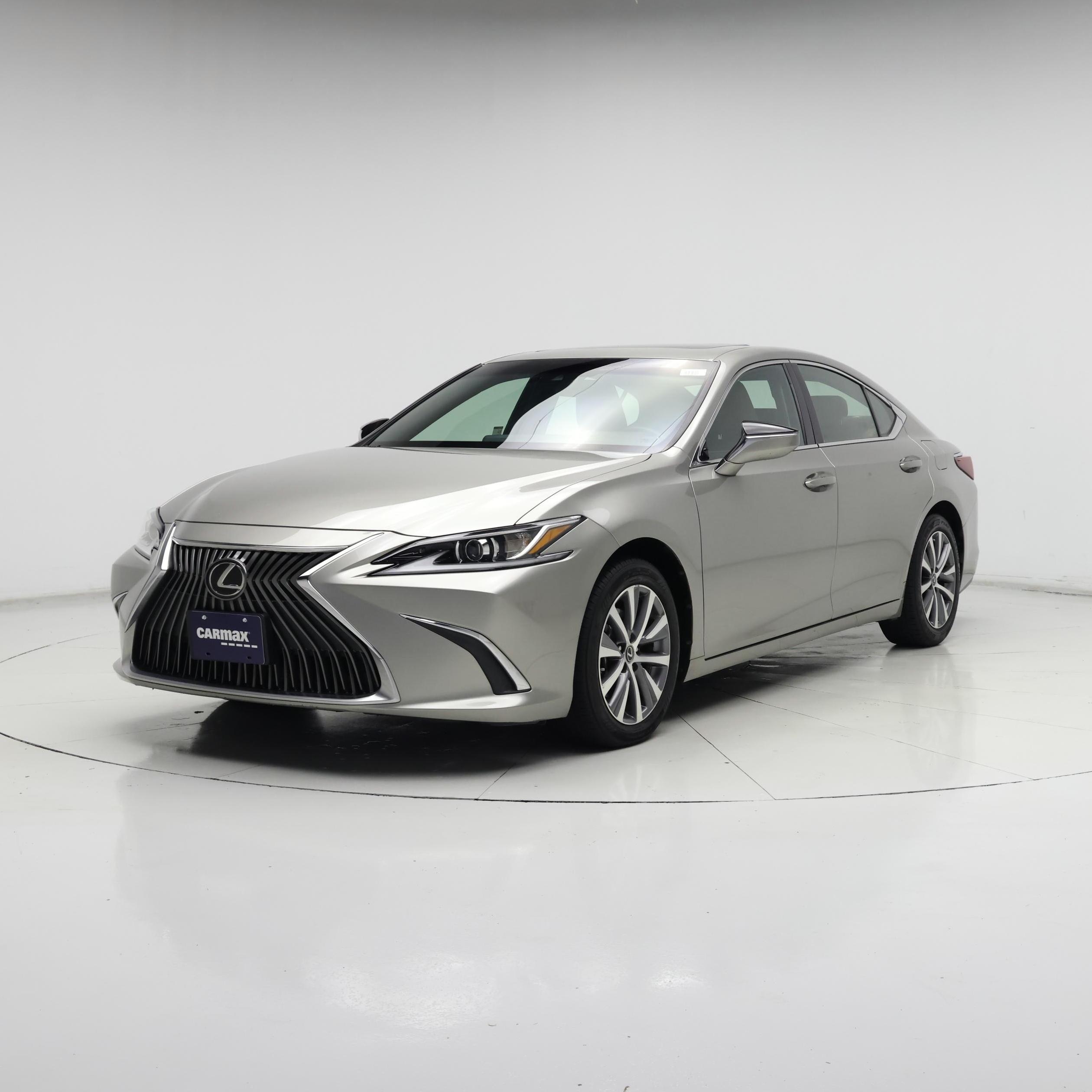 Thumbnail: 2021 Lexus ES - 4