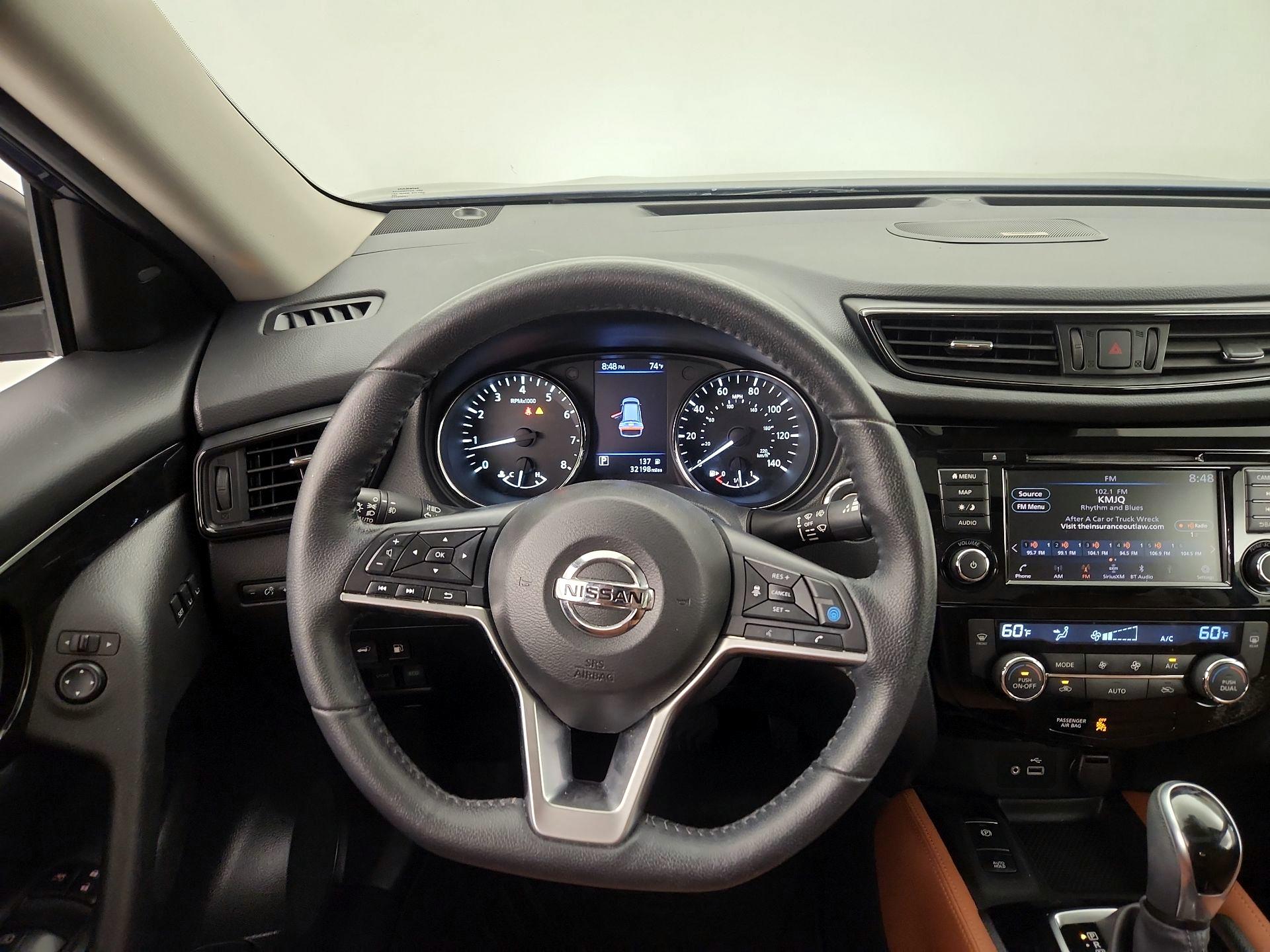 Thumbnail: 2019 Nissan Rogue - 10