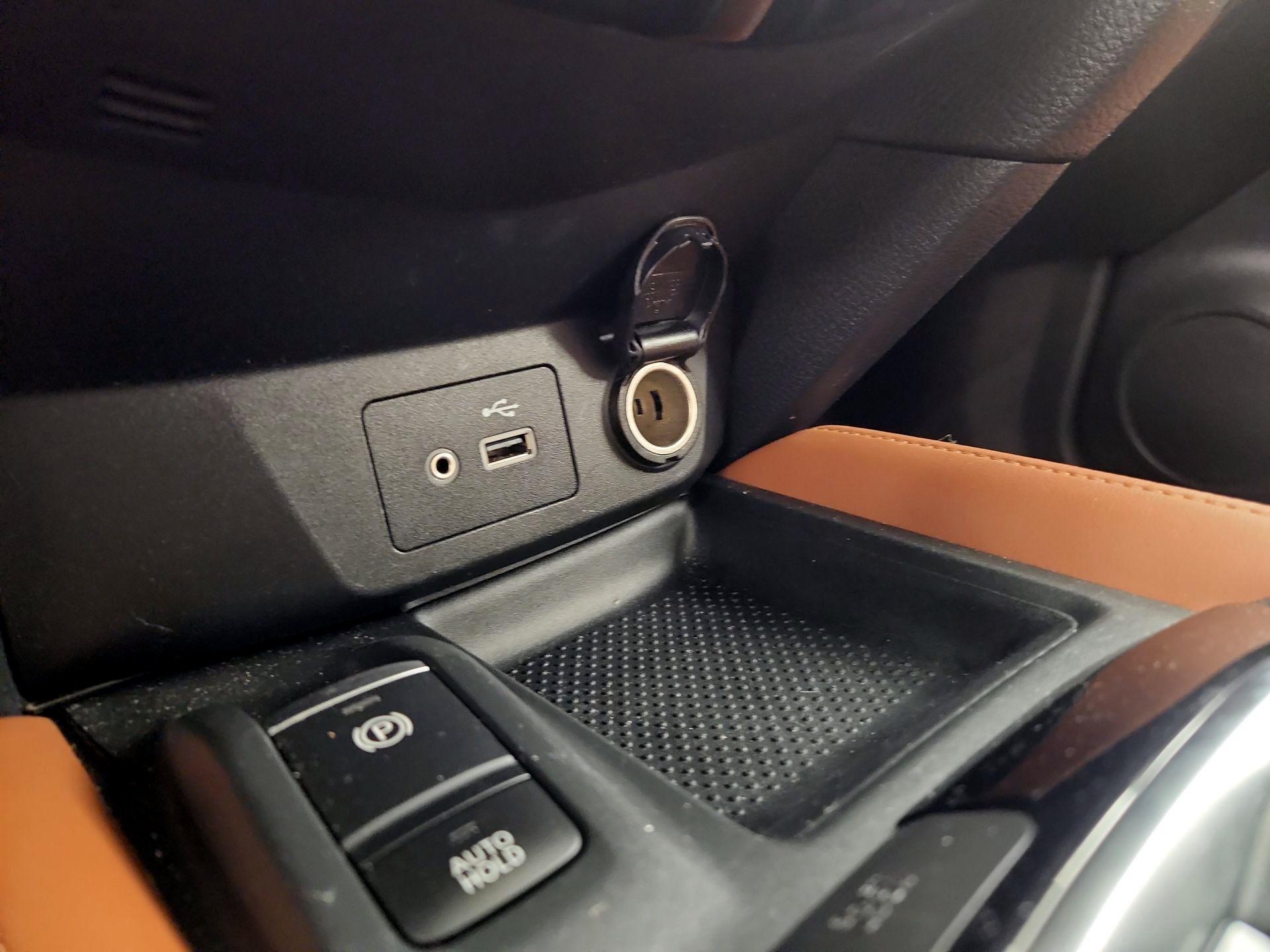 Thumbnail: 2019 Nissan Rogue - 18