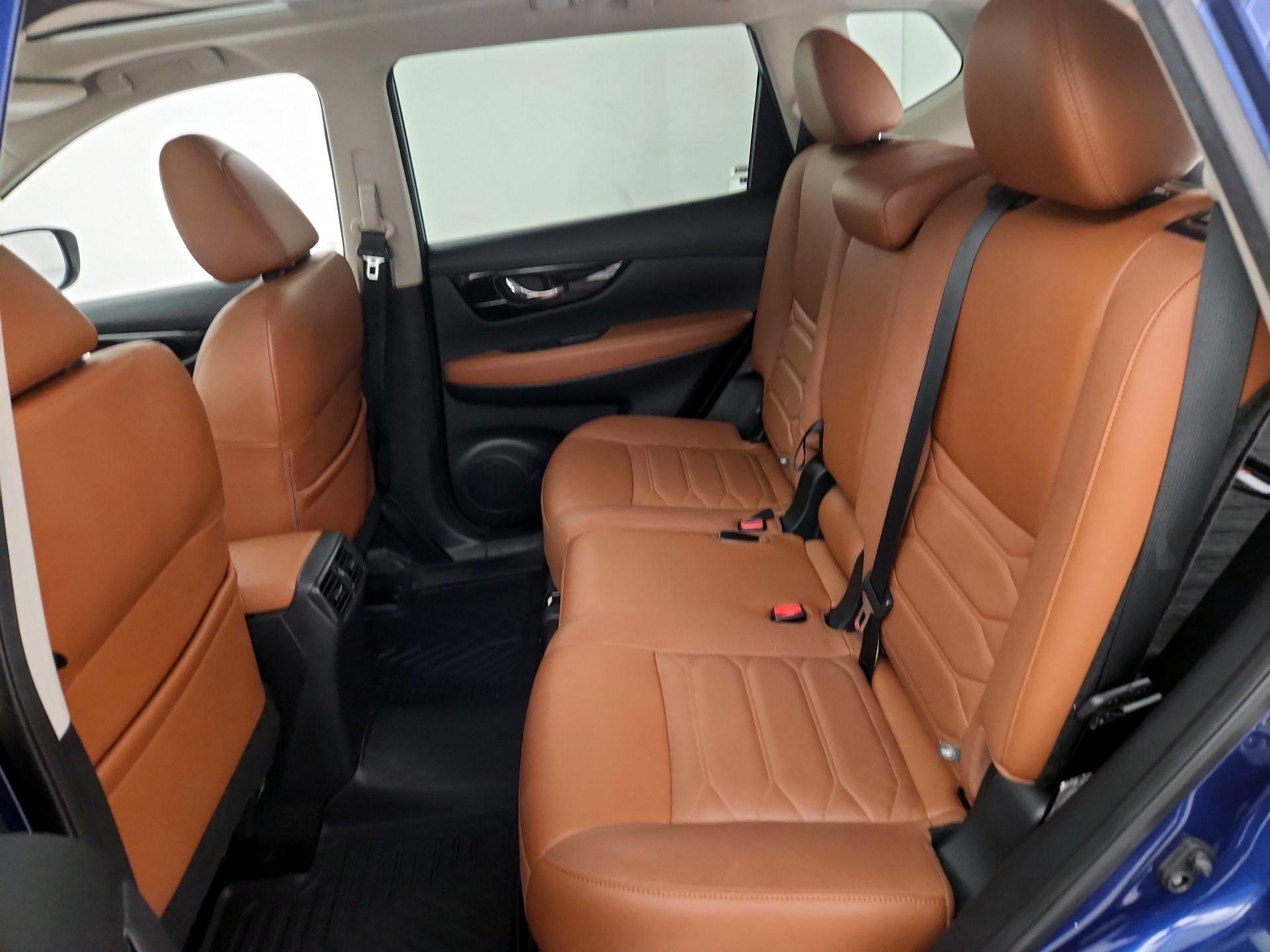 Thumbnail: 2019 Nissan Rogue - 20