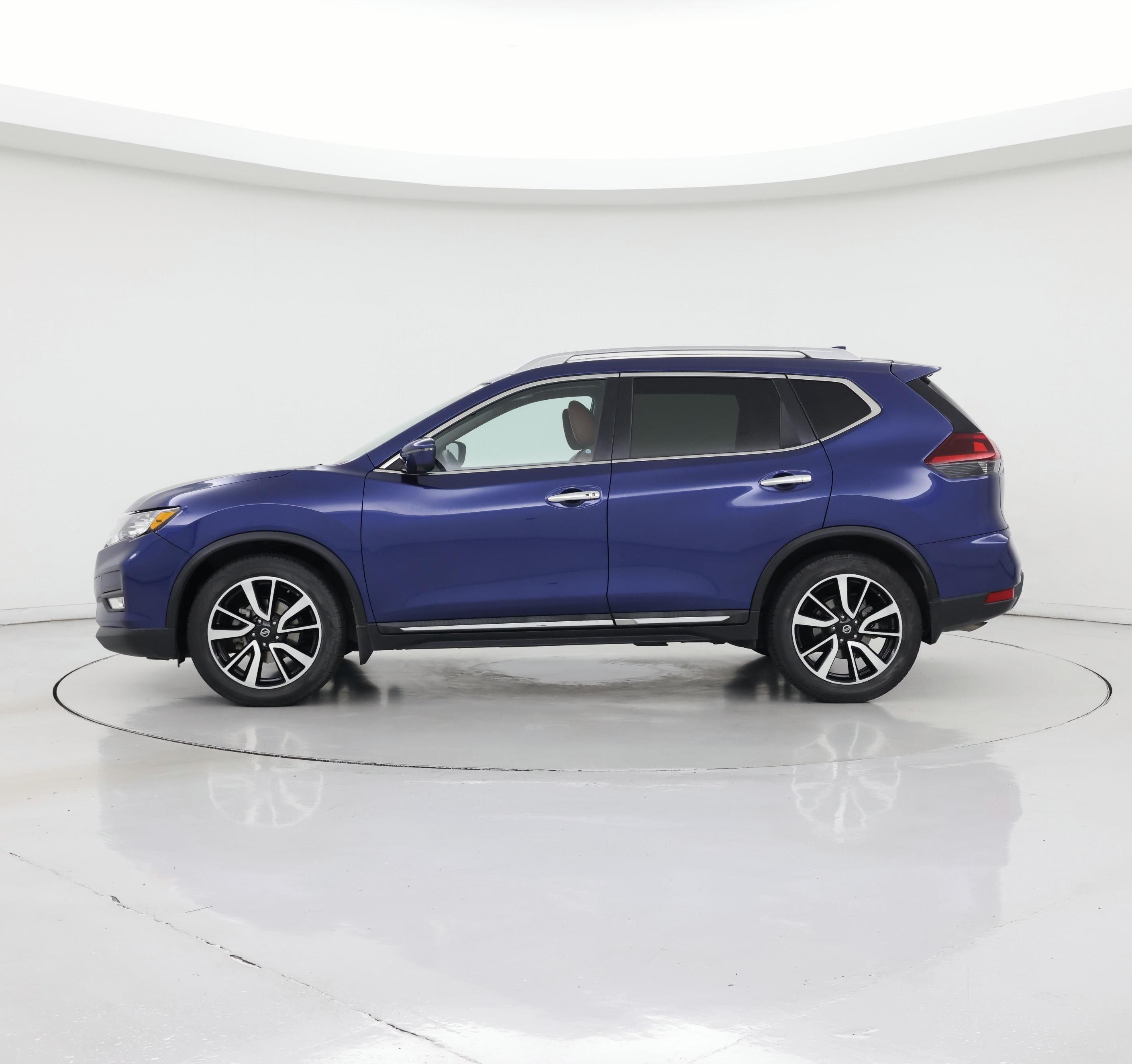 Thumbnail: 2019 Nissan Rogue - 3