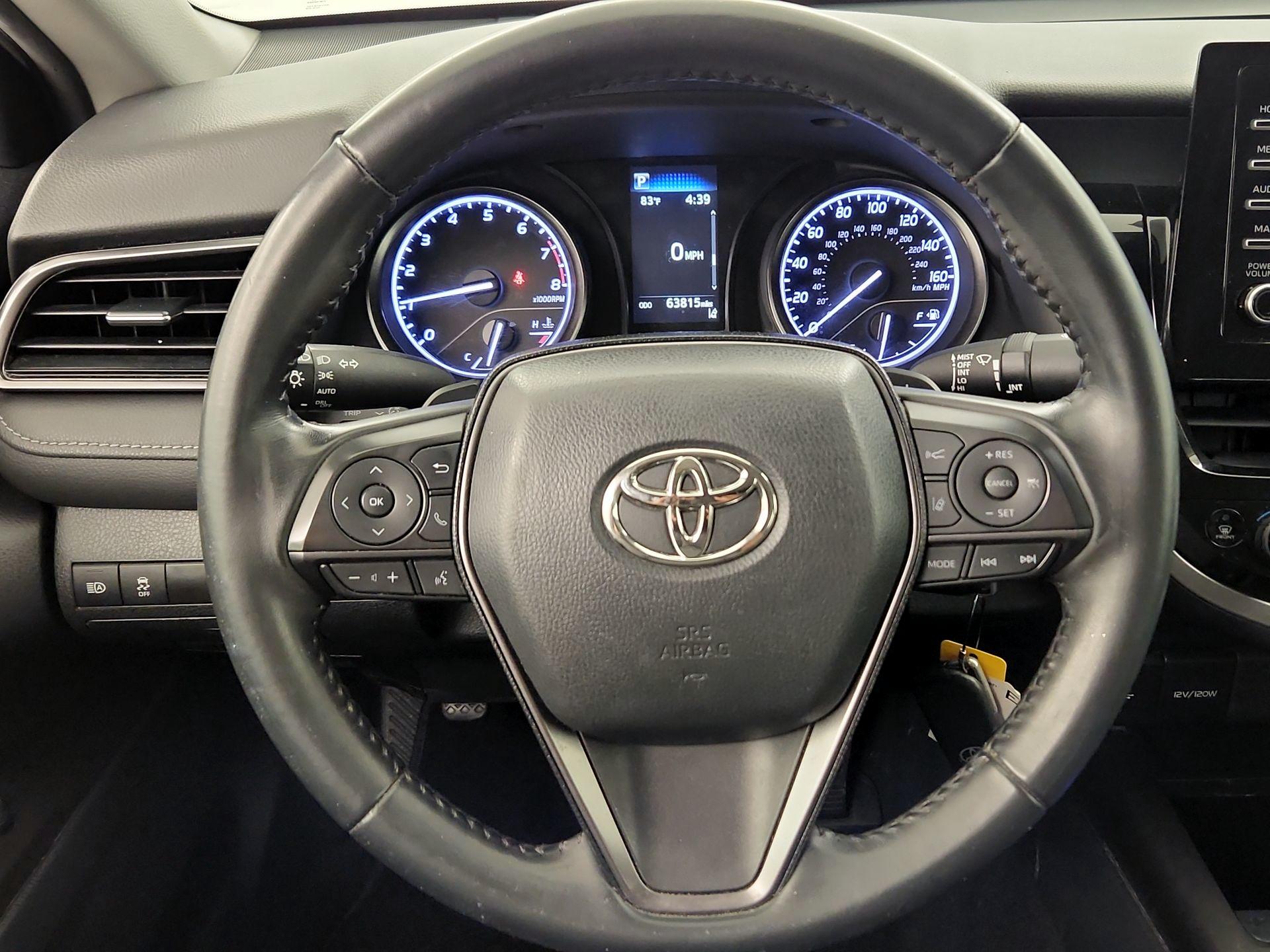 Thumbnail: 2023 Toyota Camry - 10