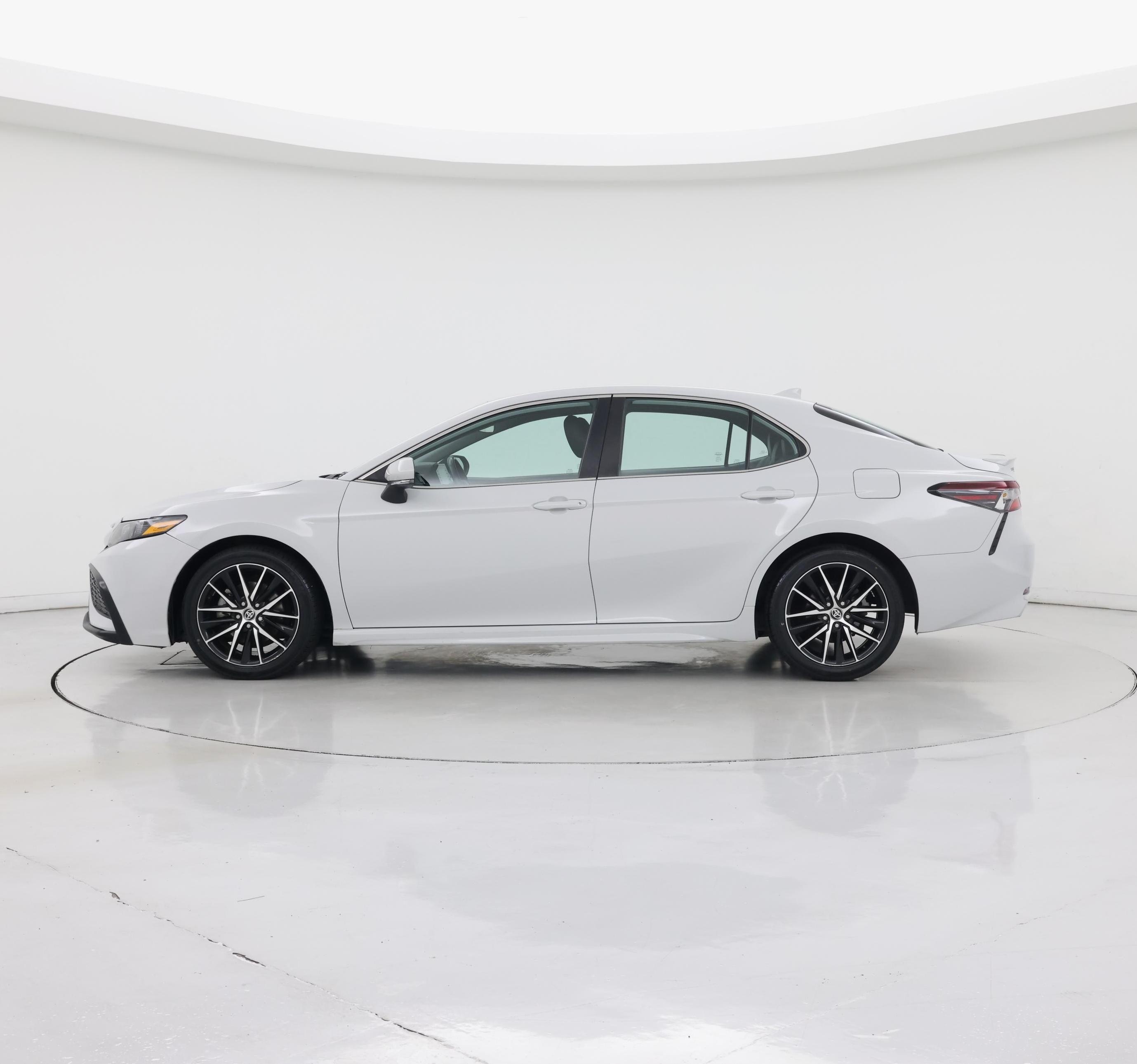 Thumbnail: 2023 Toyota Camry - 3