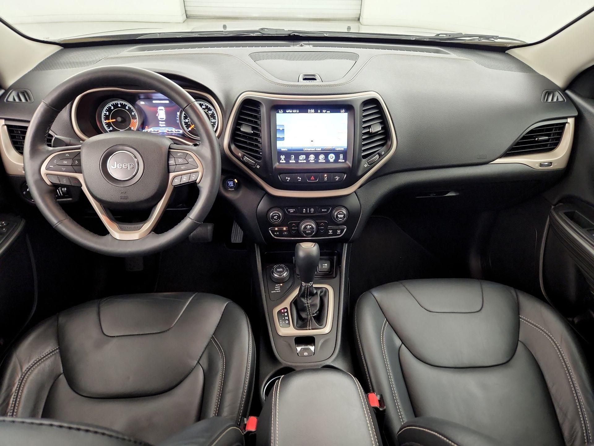 Thumbnail: 2015 Jeep Cherokee - 9