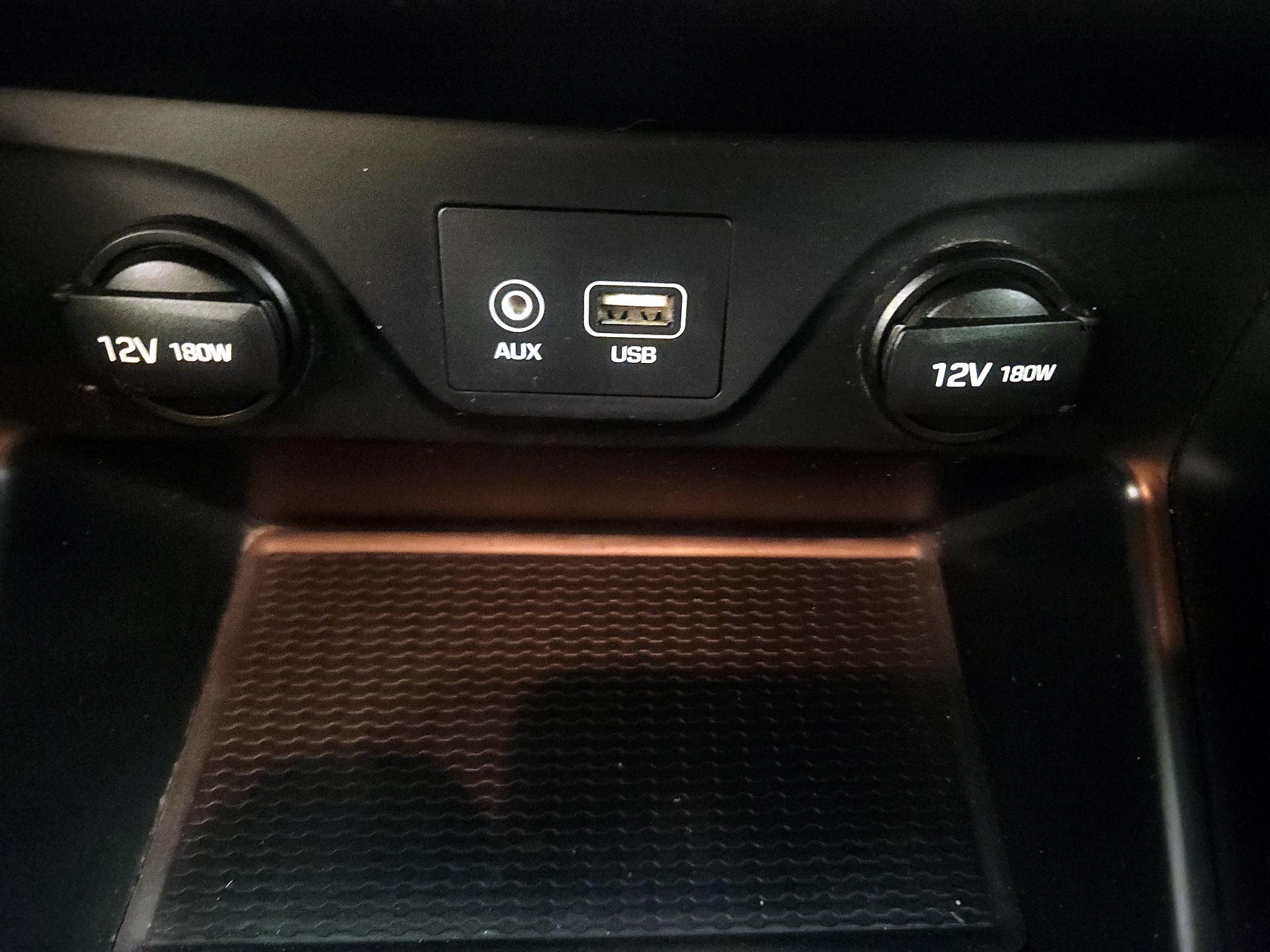 Thumbnail: 2018 Hyundai Tucson - 18