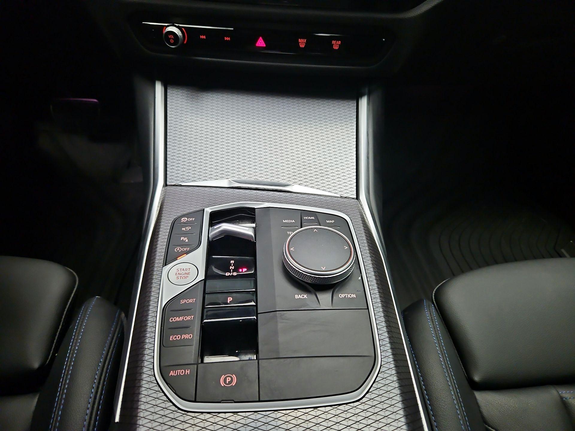 Thumbnail: 2025 BMW 3 Series - 17