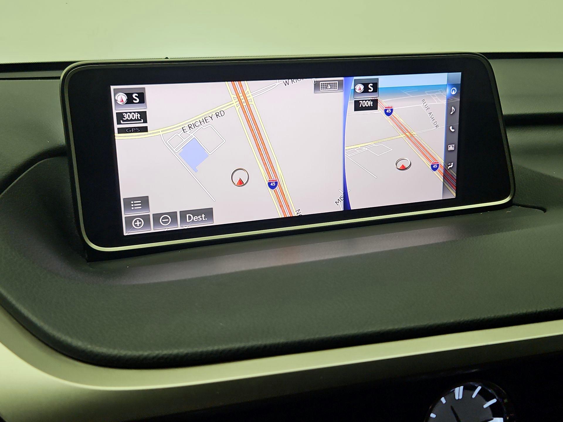 Thumbnail: 2017 Lexus RX - 14