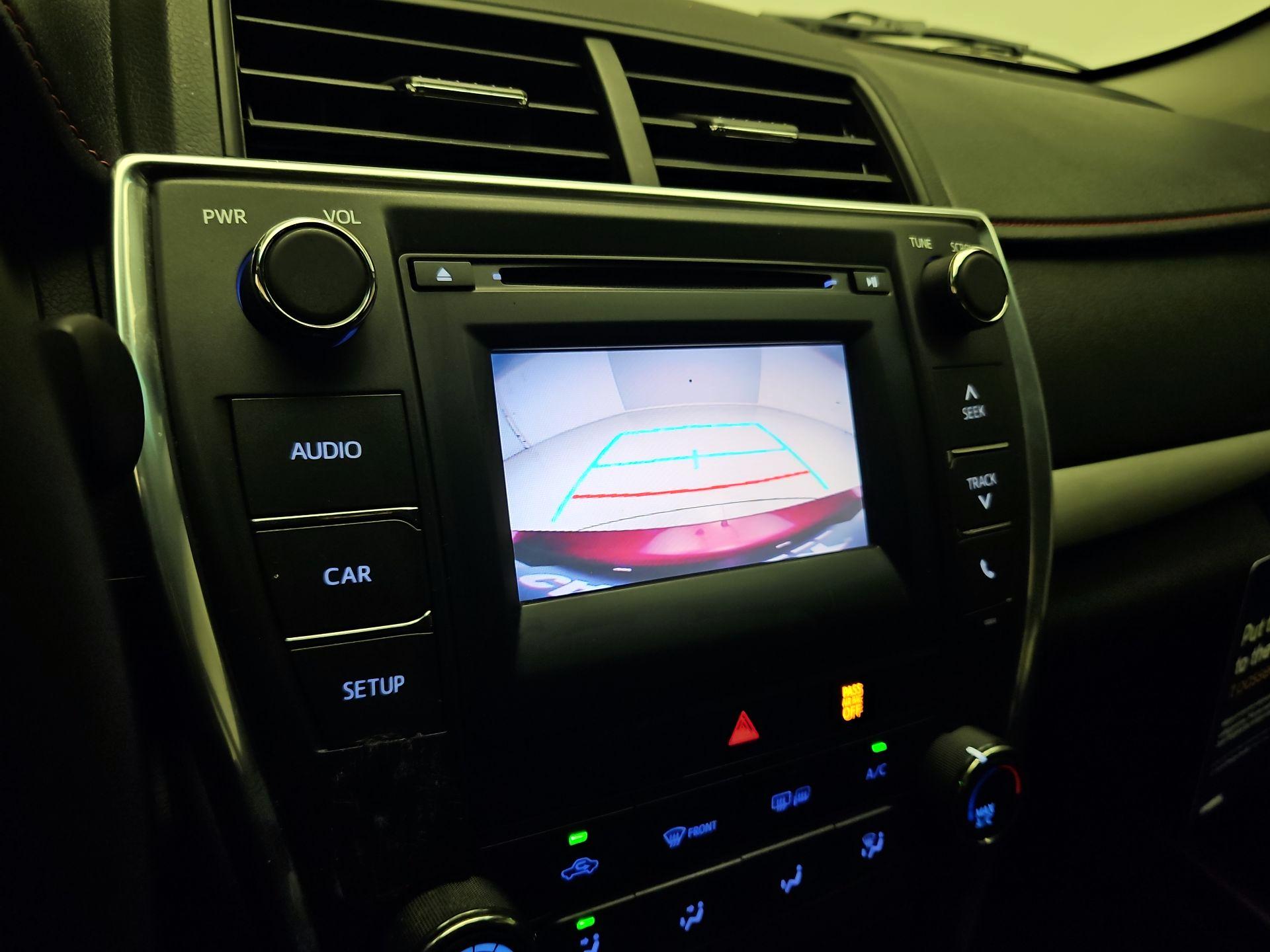 Thumbnail: 2017 Toyota Camry - 14