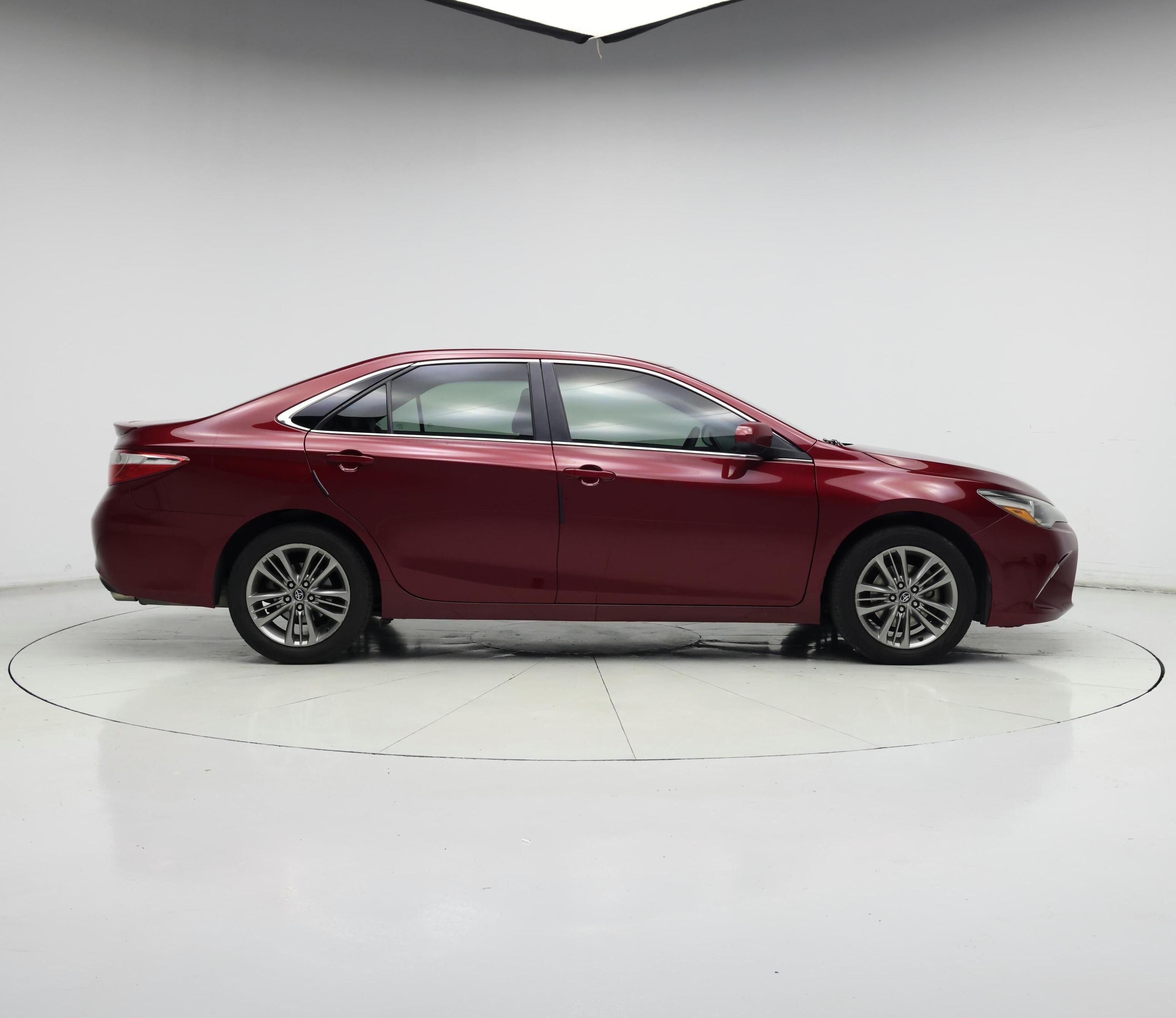 Thumbnail: 2017 Toyota Camry - 7