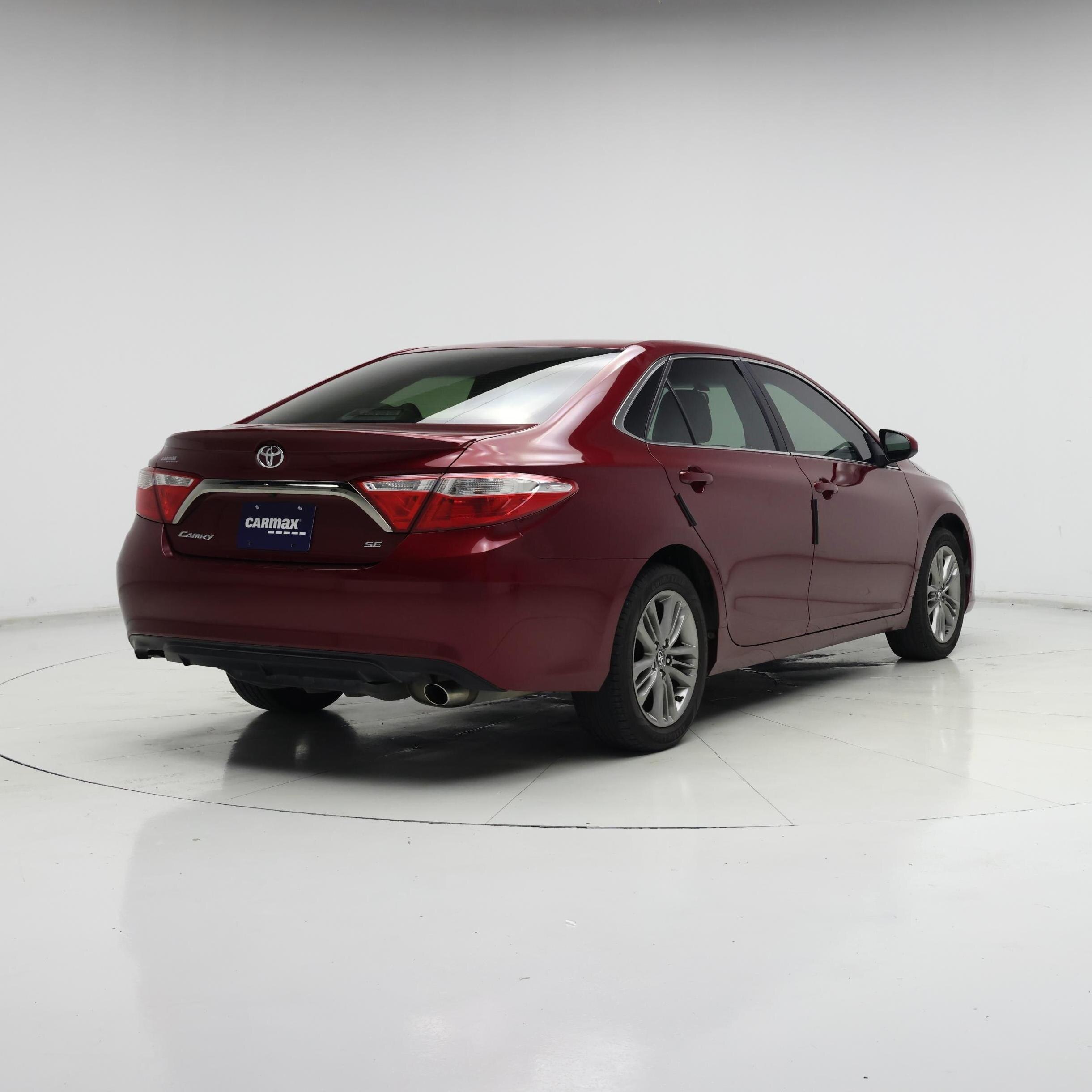 Thumbnail: 2017 Toyota Camry - 8