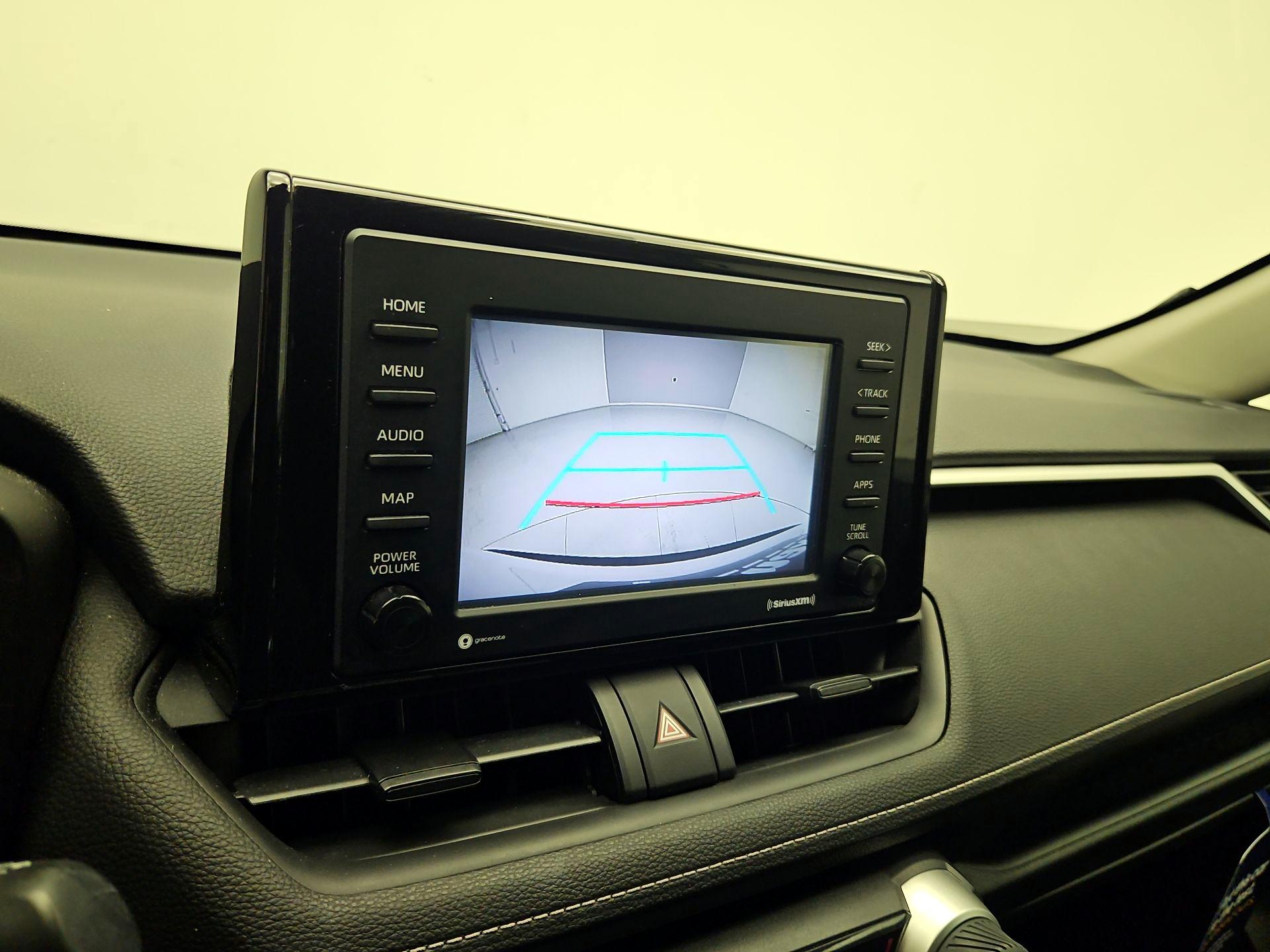 Thumbnail: 2021 Toyota RAV4 - 14