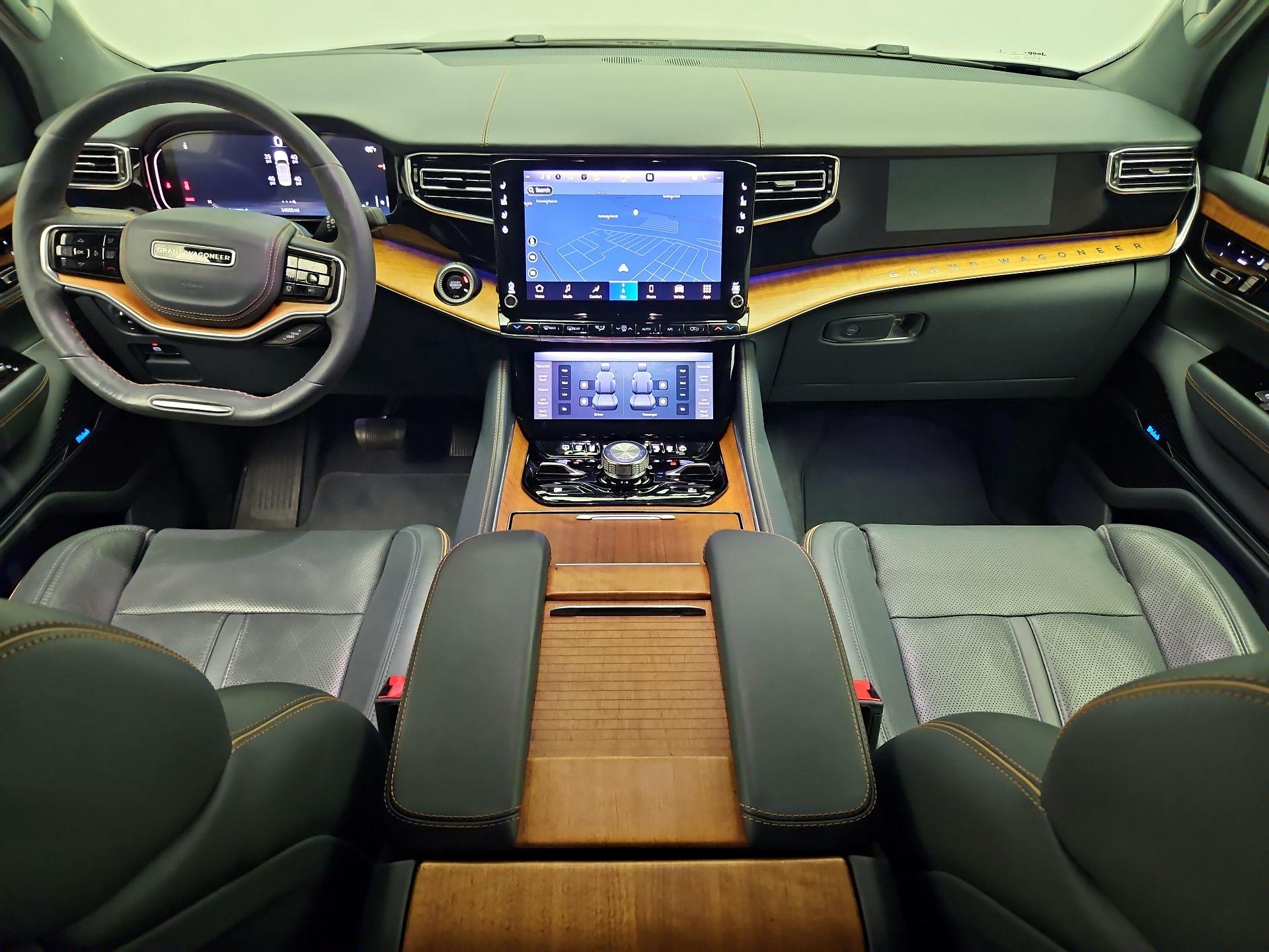 Thumbnail: 2022 Jeep Grand Wagoneer - 9