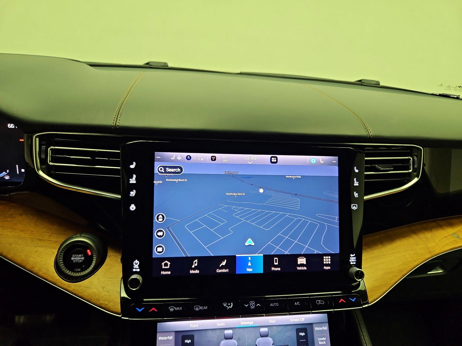 Thumbnail: 2022 Jeep Grand Wagoneer - 13