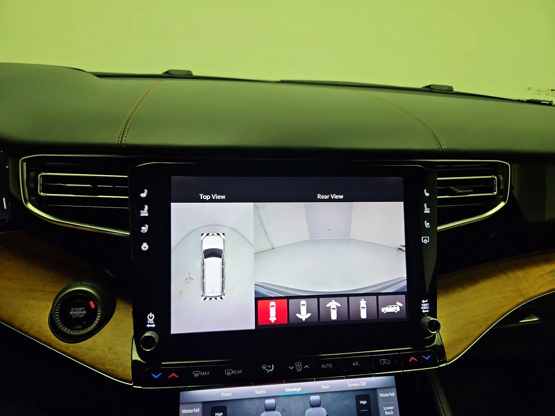 Thumbnail: 2022 Jeep Grand Wagoneer - 14