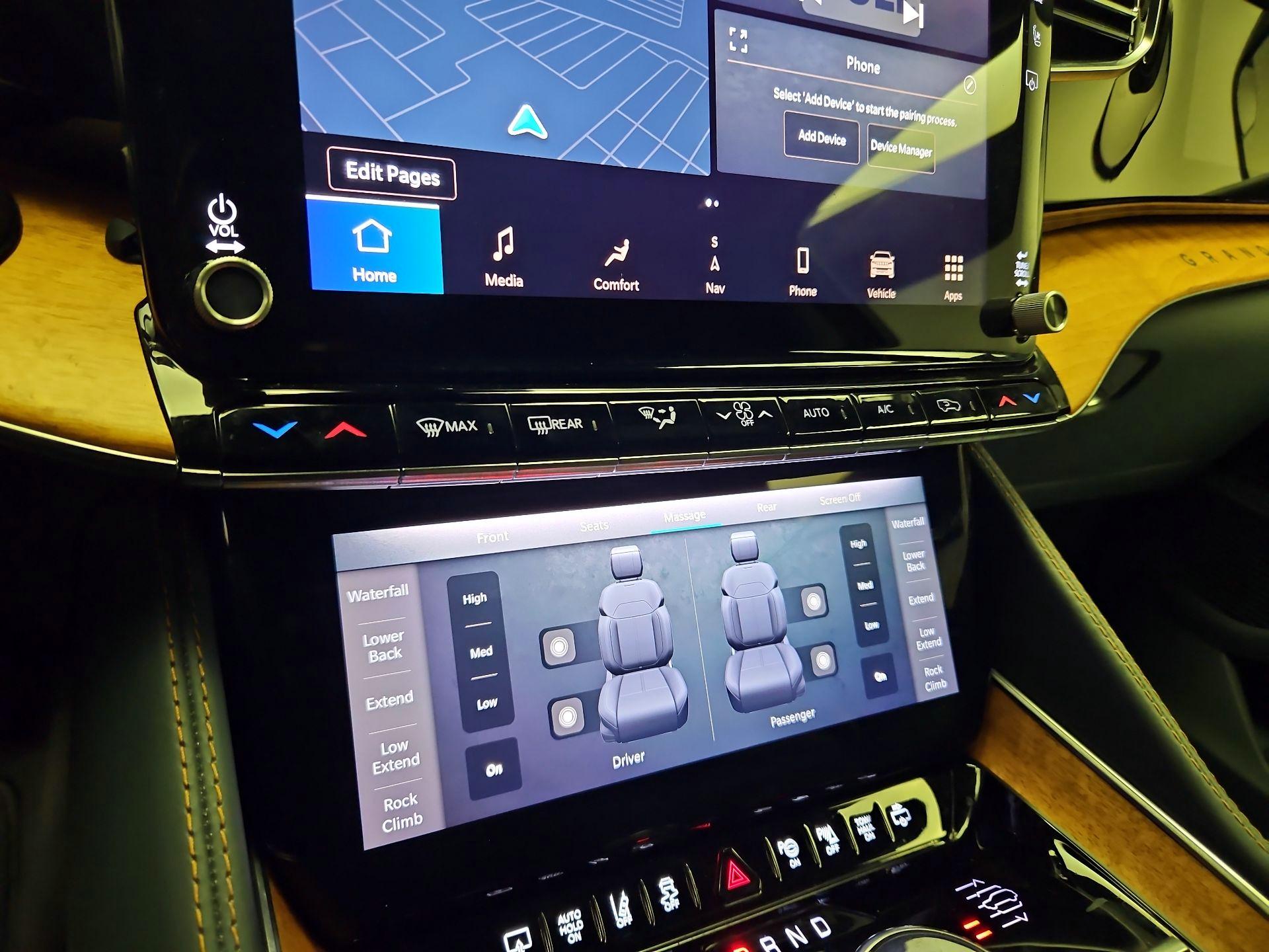 Thumbnail: 2022 Jeep Grand Wagoneer - 16