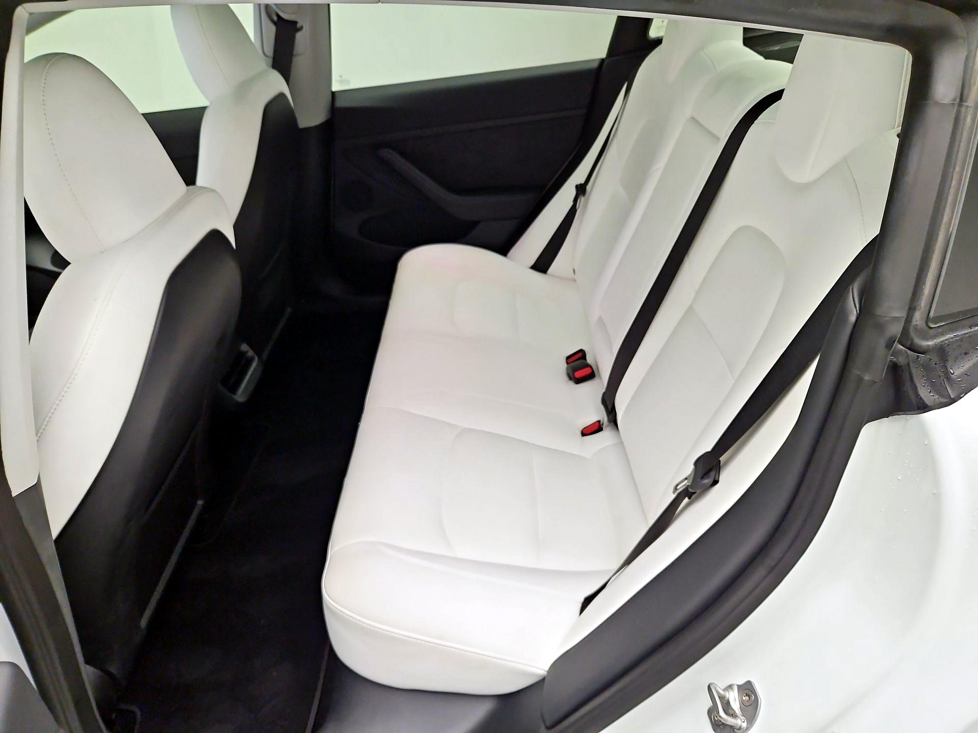 Thumbnail: 2023 Tesla Model 3 - 19