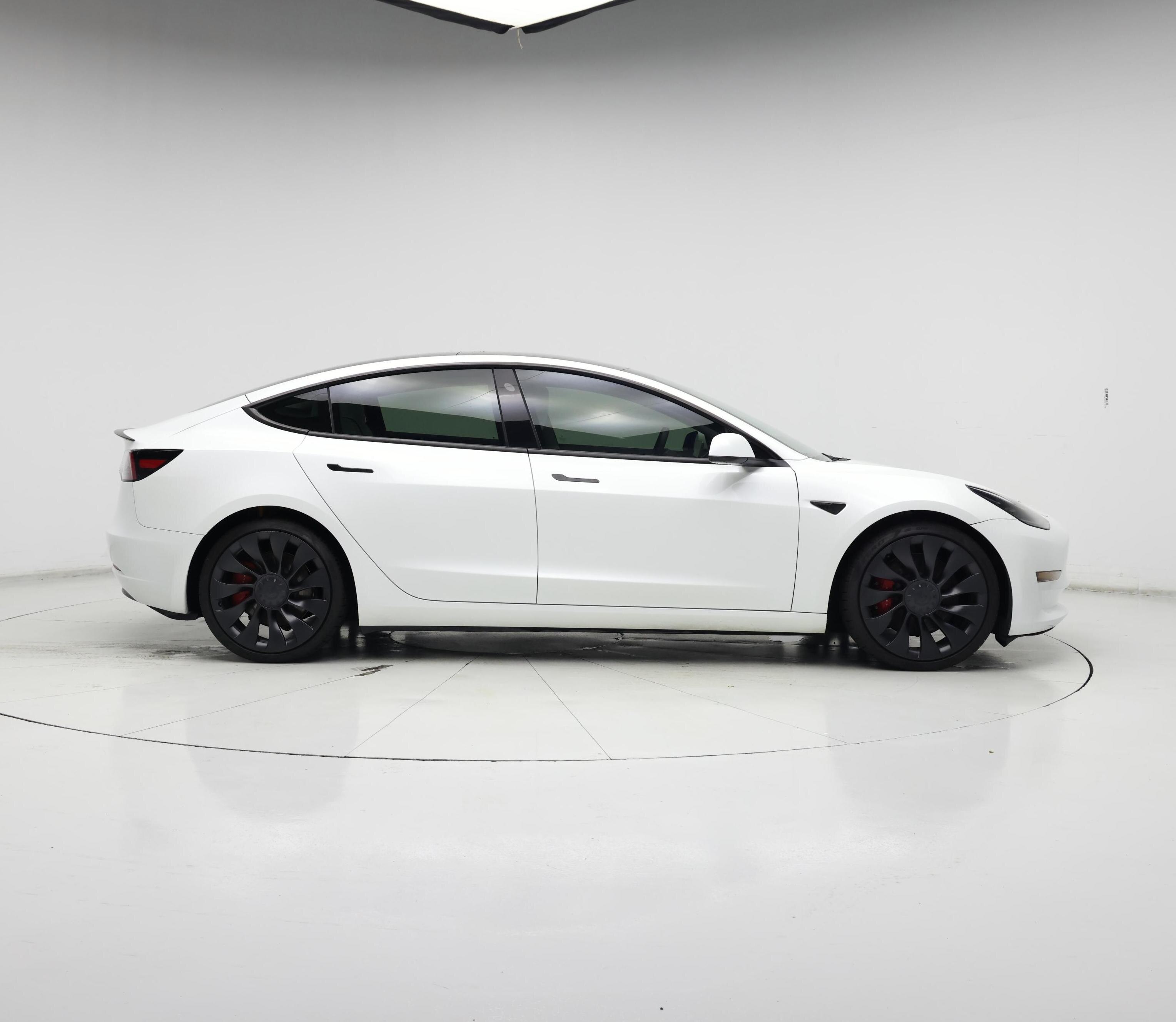 Thumbnail: 2023 Tesla Model 3 - 7