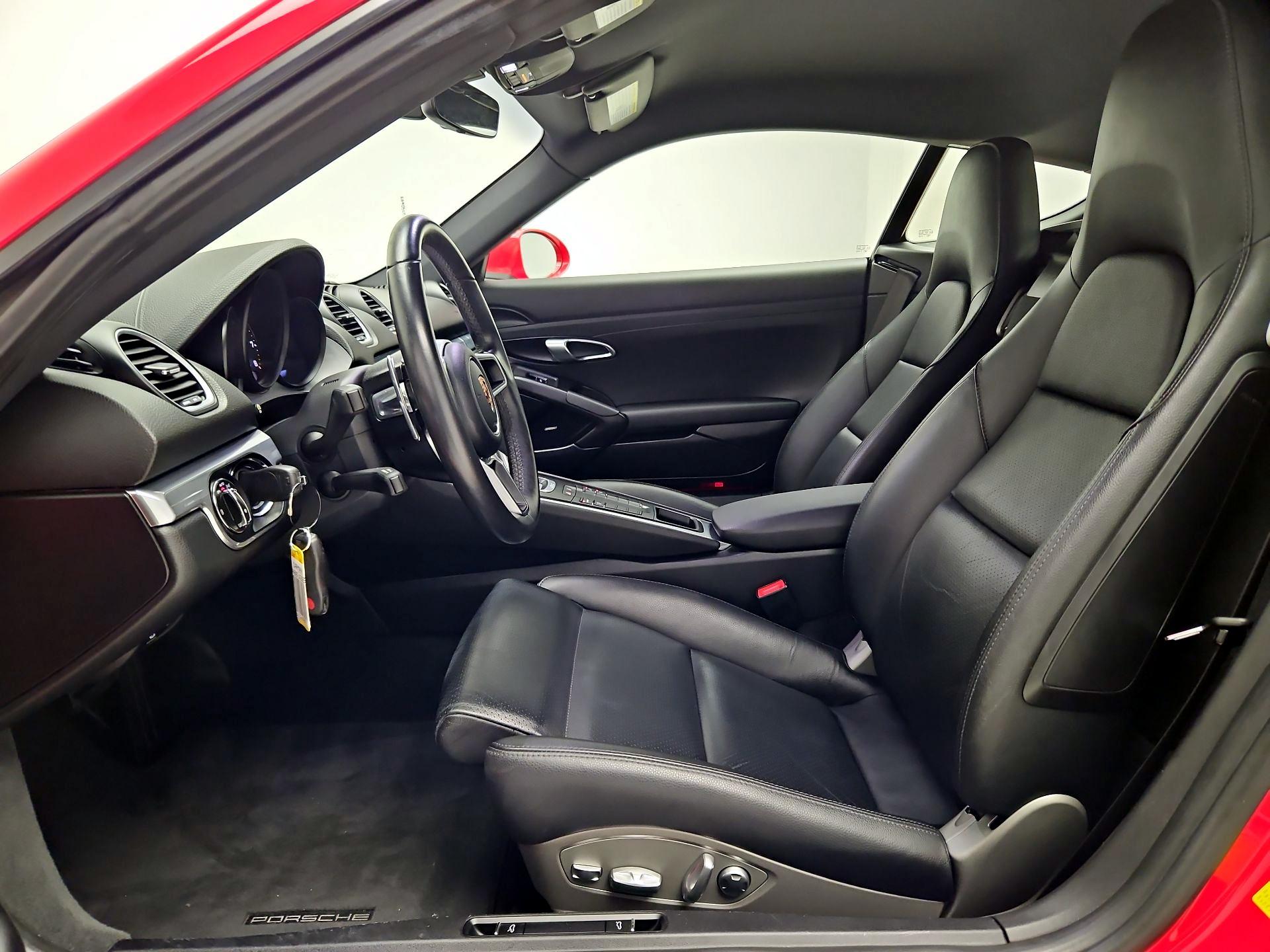 Thumbnail: 2018 Porsche 718 Cayman - 11