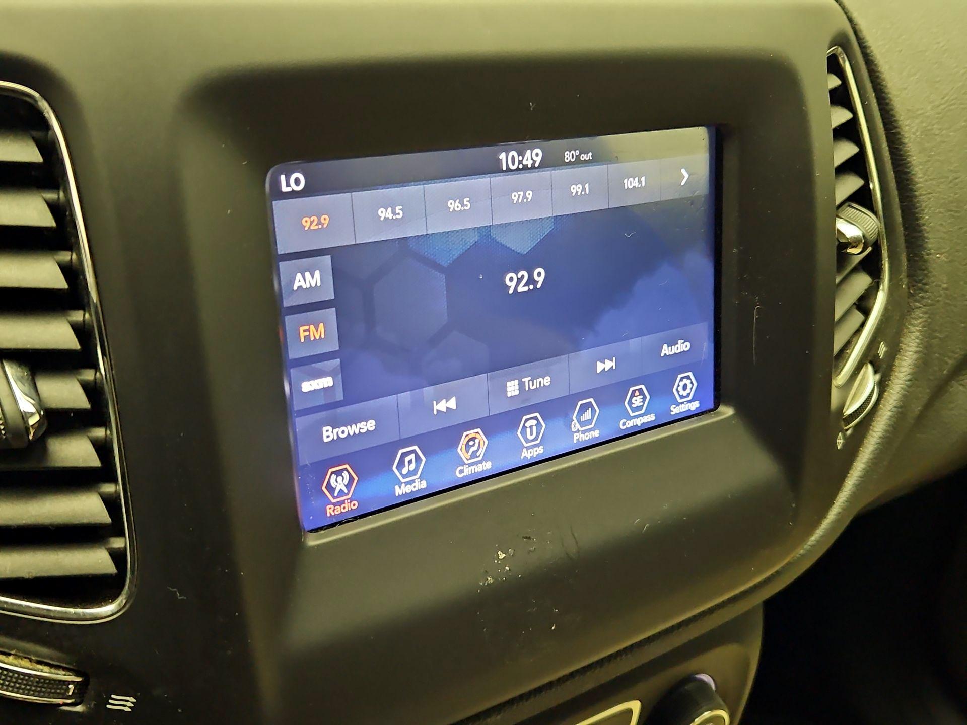 Thumbnail: 2018 Jeep Compass - 15