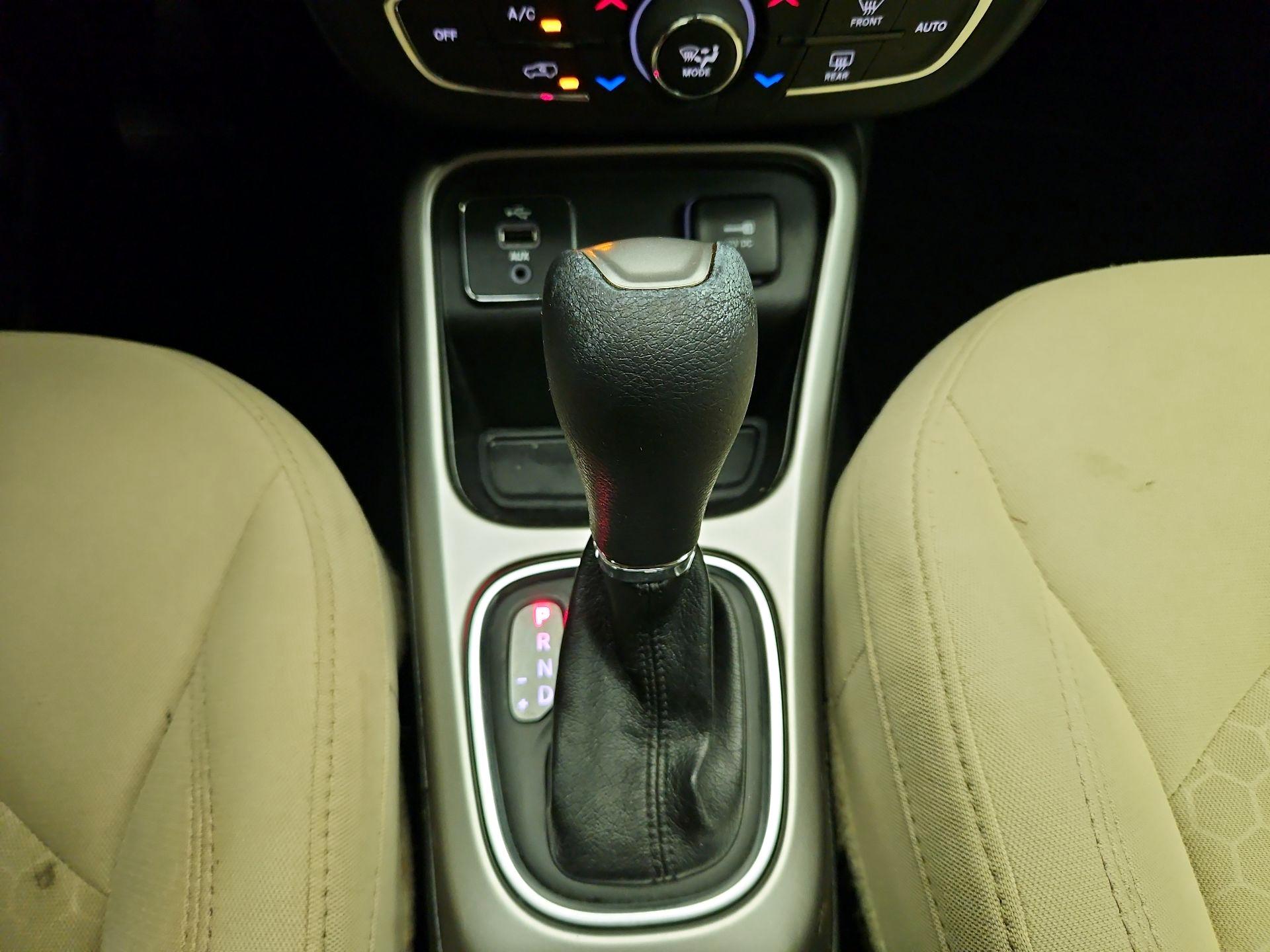 Thumbnail: 2018 Jeep Compass - 17