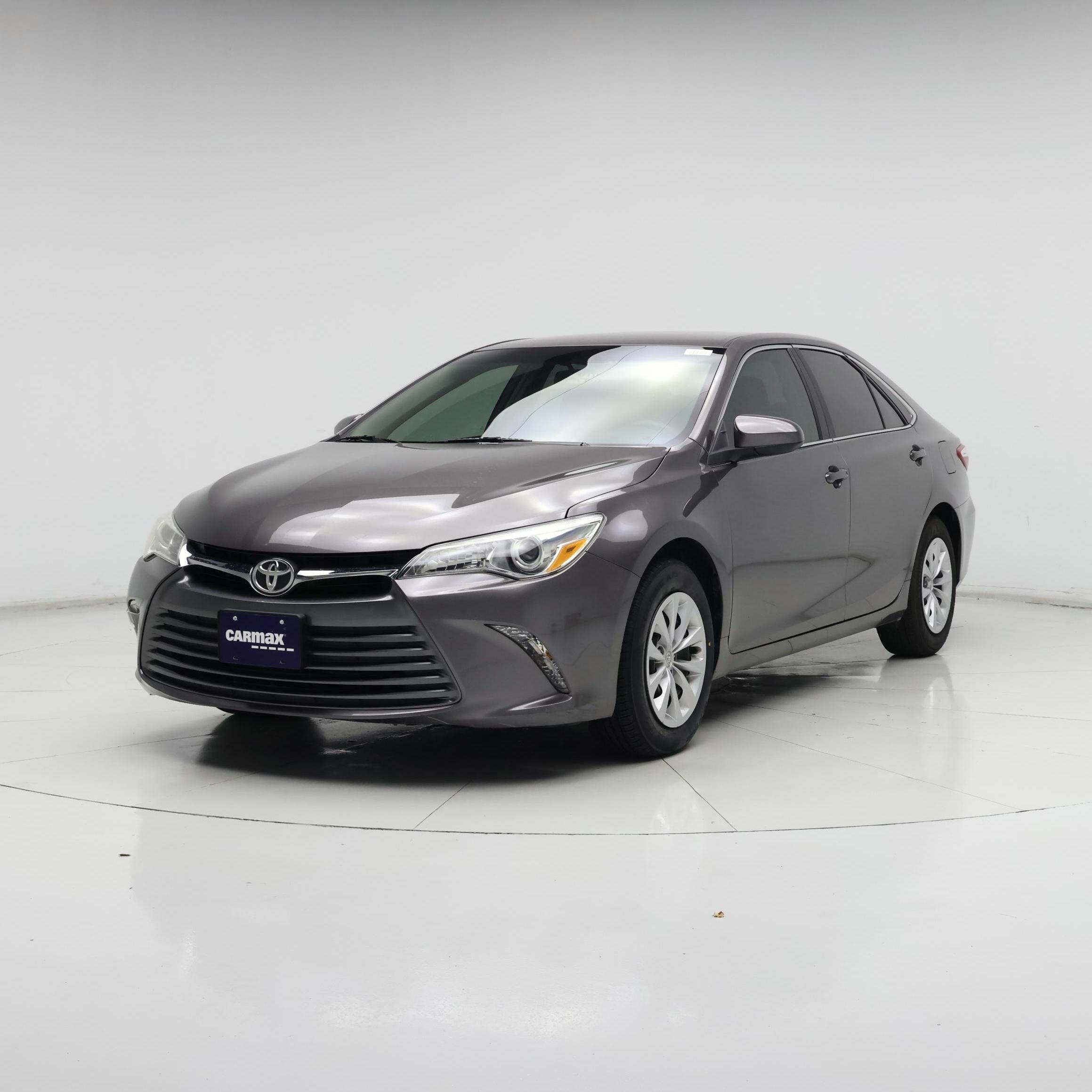 Thumbnail: 2015 Toyota Camry - 4