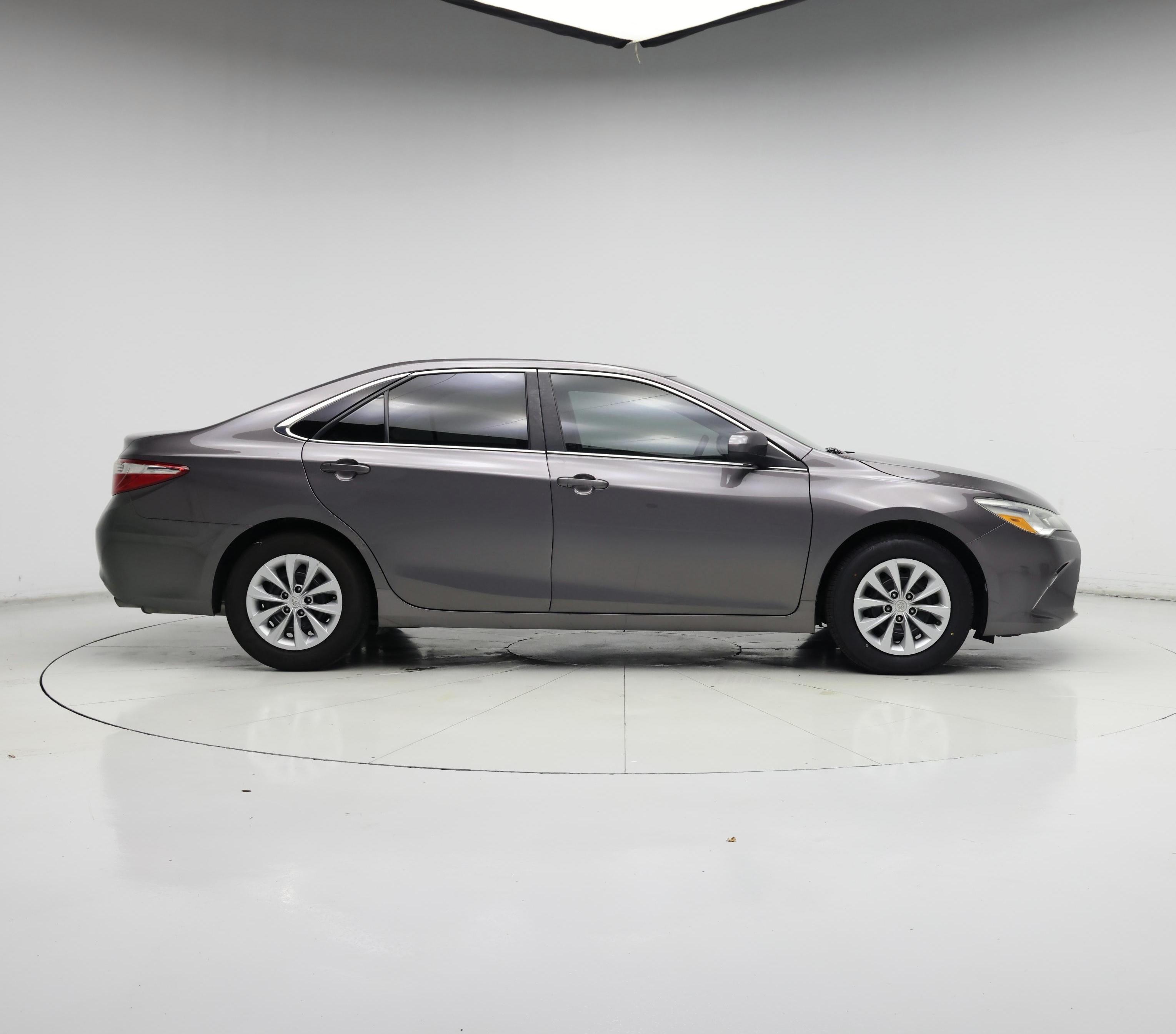 Thumbnail: 2015 Toyota Camry - 7