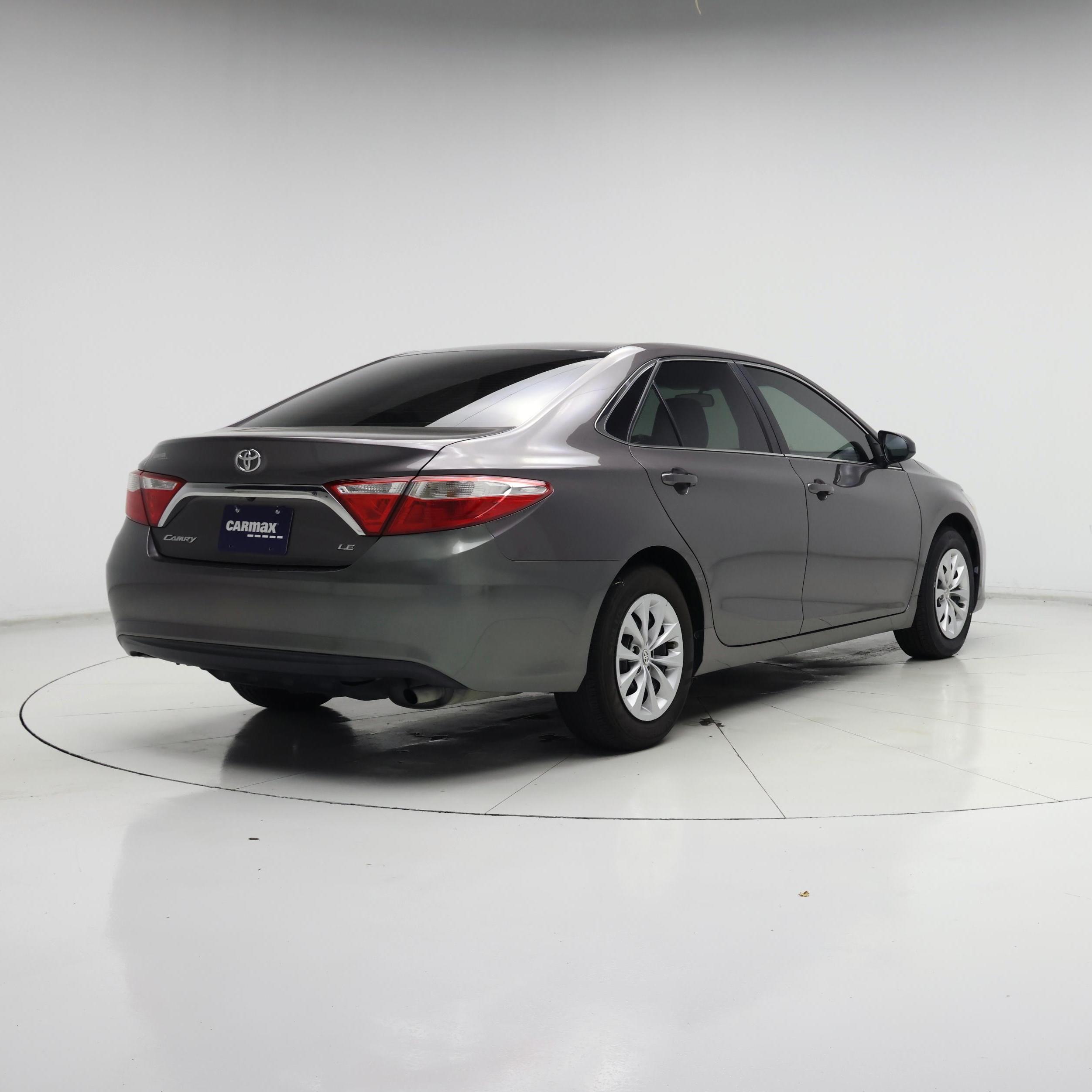 Thumbnail: 2015 Toyota Camry - 8