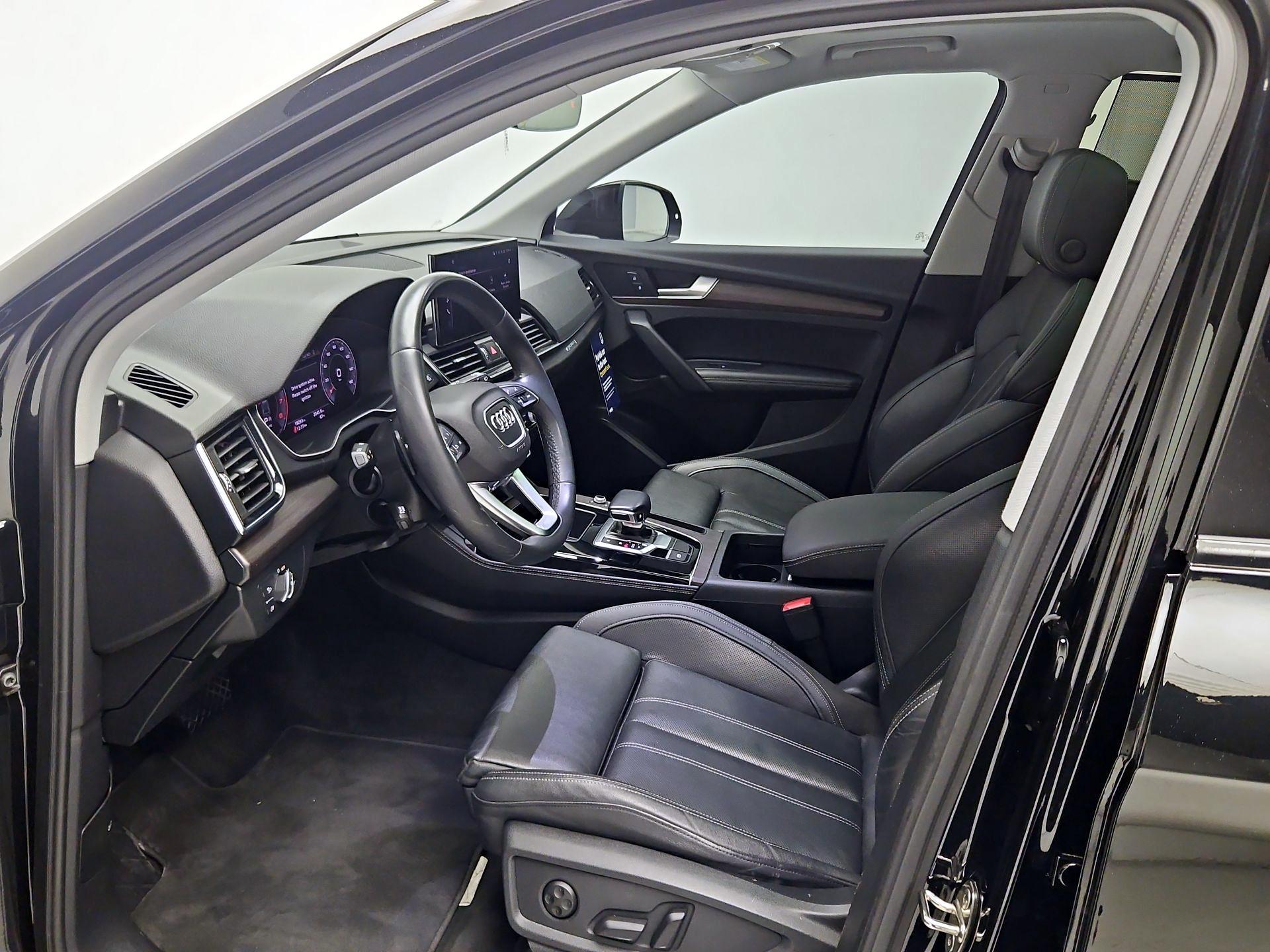 Thumbnail: 2021 Audi Q5 - 11