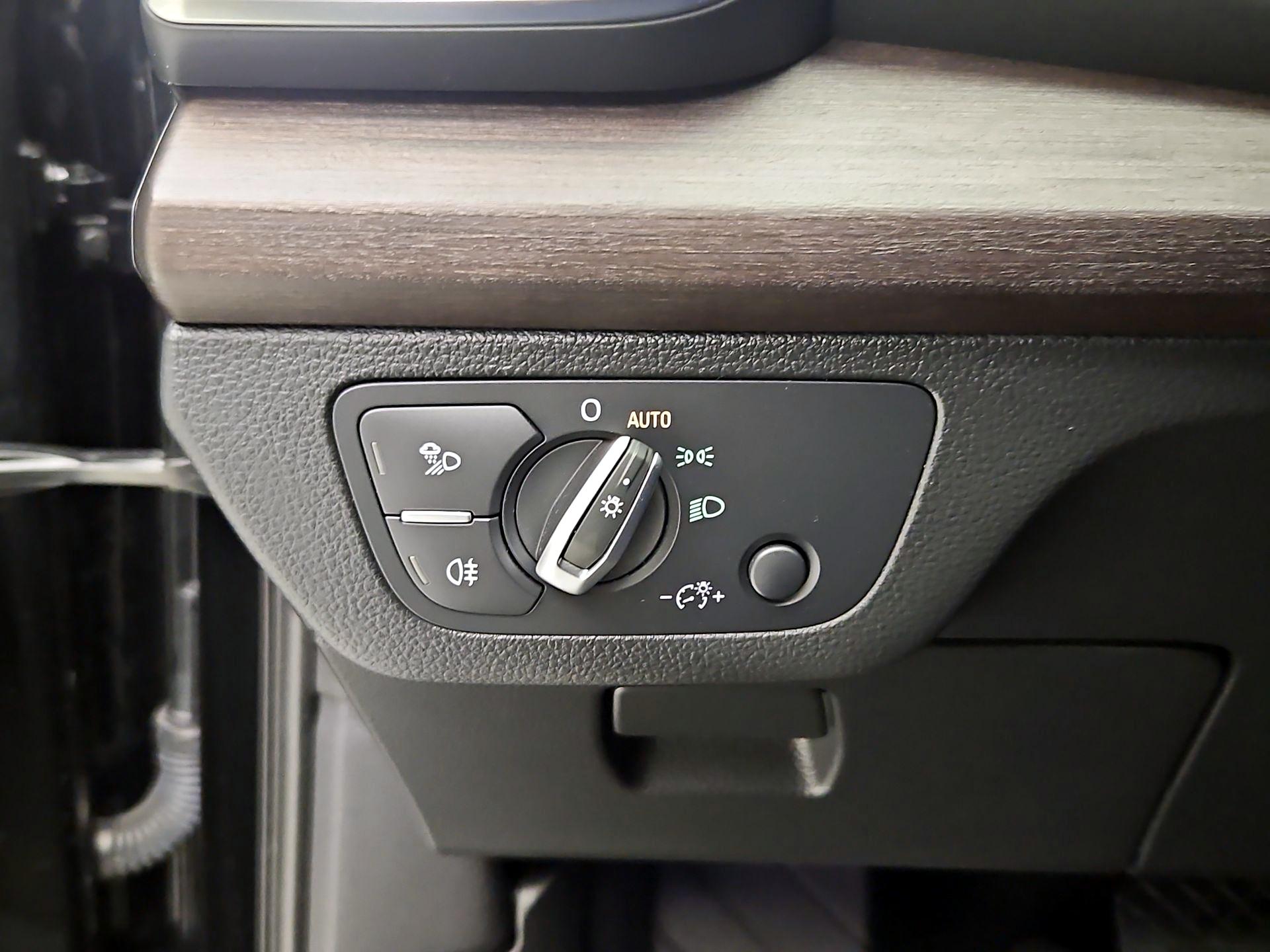 Thumbnail: 2021 Audi Q5 - 13