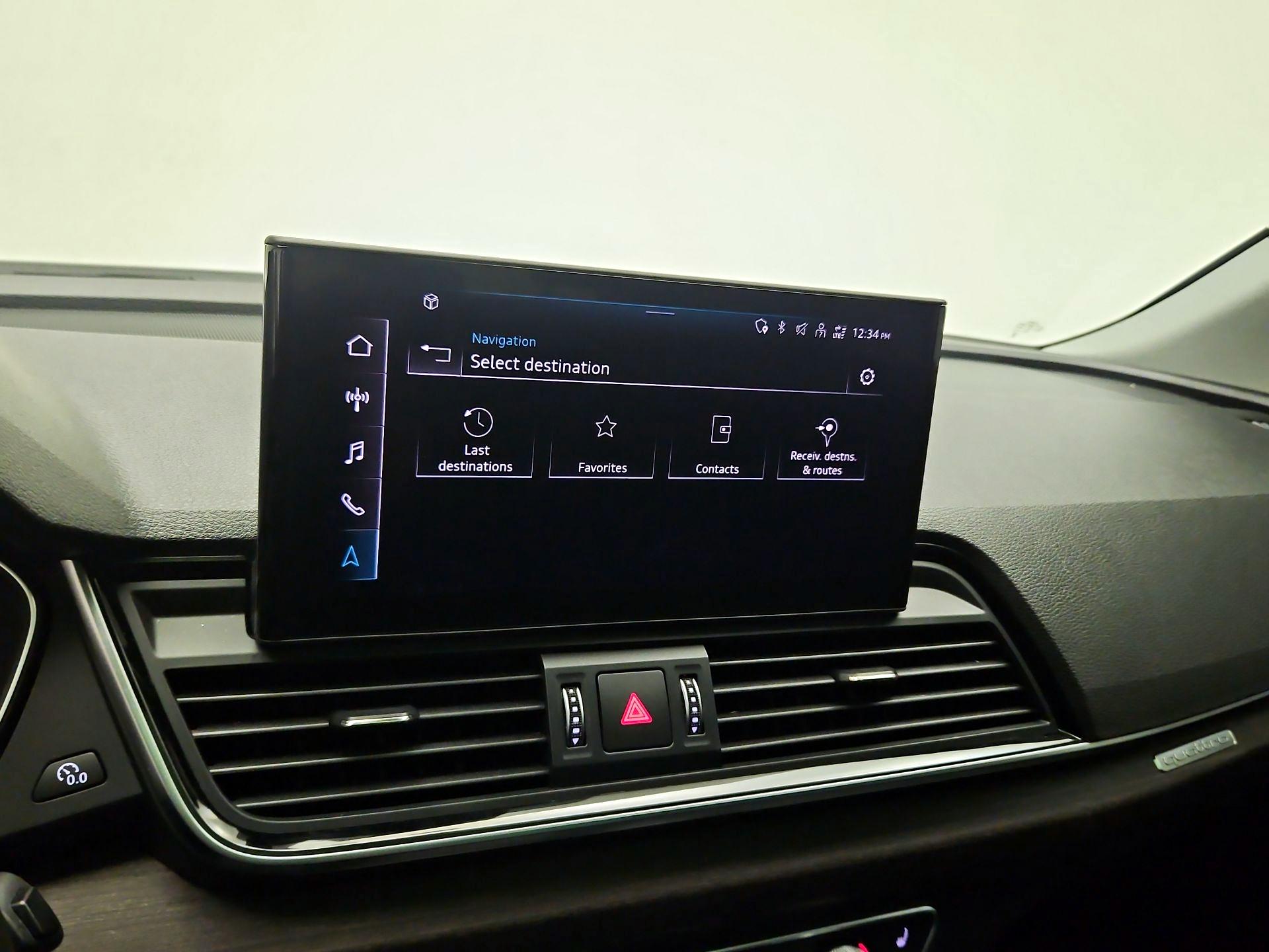 Thumbnail: 2021 Audi Q5 - 14