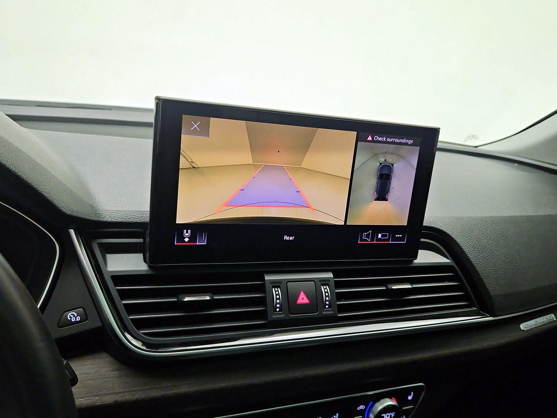 Thumbnail: 2021 Audi Q5 - 15